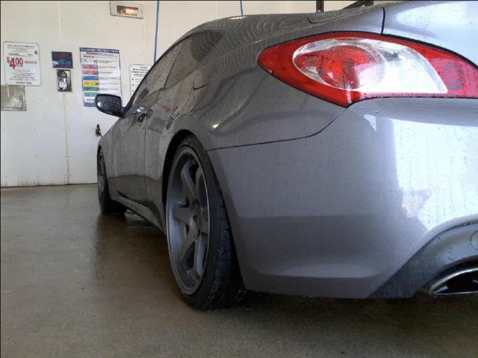 photo 3 Hyundai Genesis Coupe custom wheels   20x8.5, ET +25, tire size 225/35 R20. 20x9.5 ET+25 245/35 R20