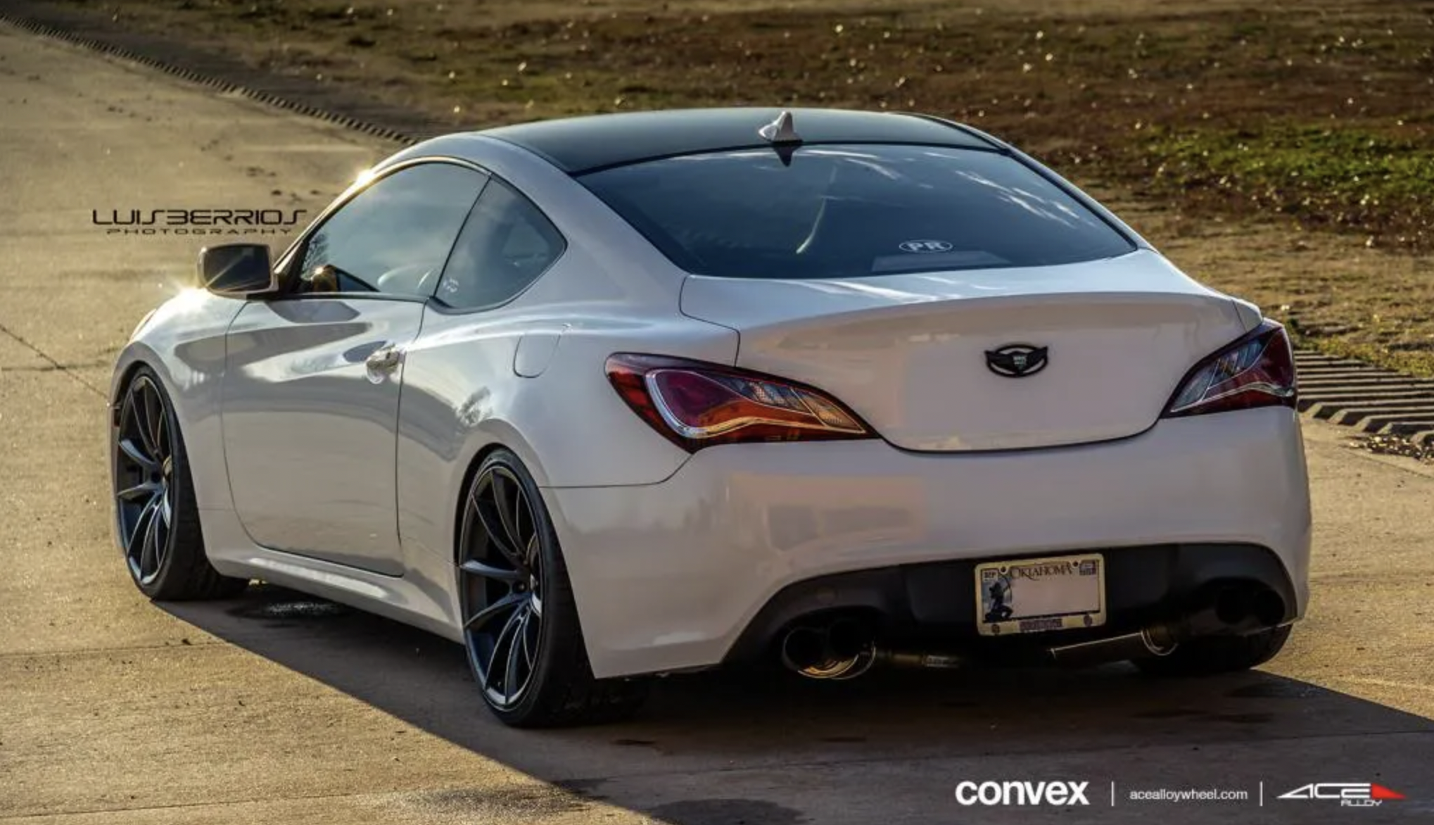 photo 2 Hyundai Genesis Coupe custom wheels   20x9.0, ET , tire size X R20. 20x10.5 ET 