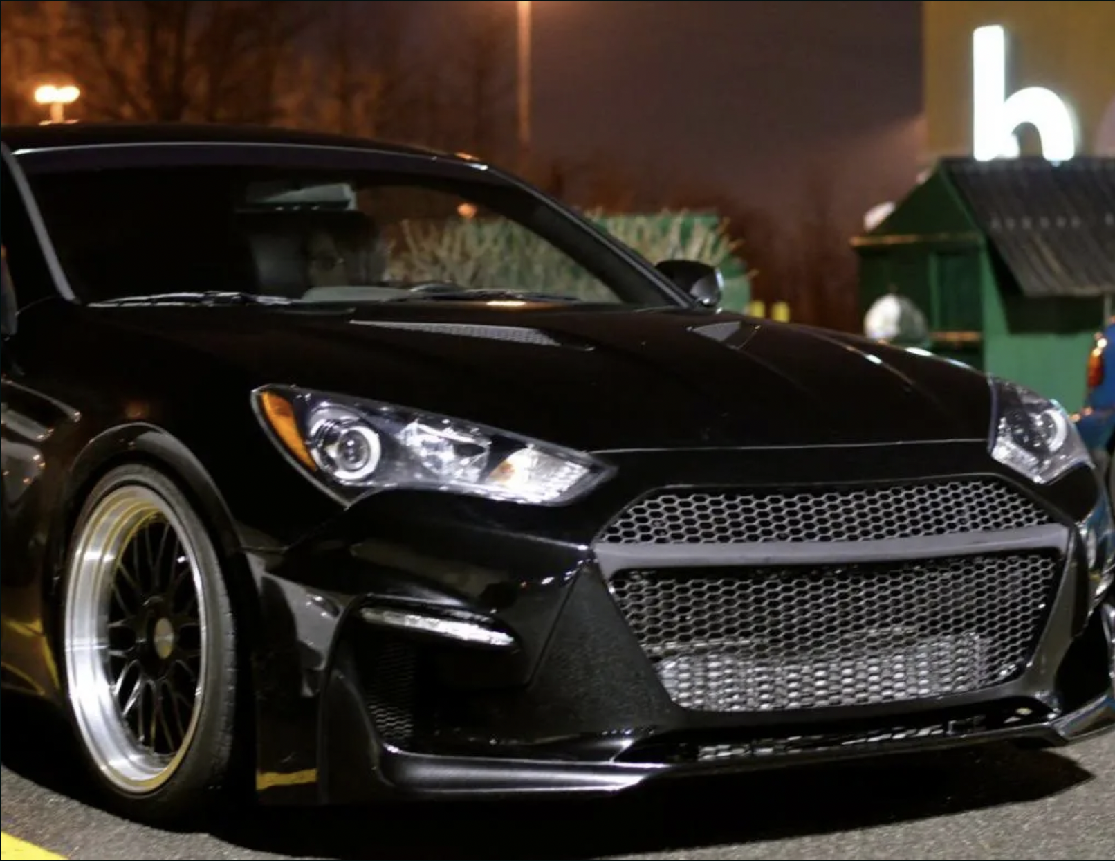 photo 4 Hyundai Genesis Coupe custom wheels   19x10.0, ET +22, tire size 255/35 R19. 19x11.0 ET+25 285/35 R19