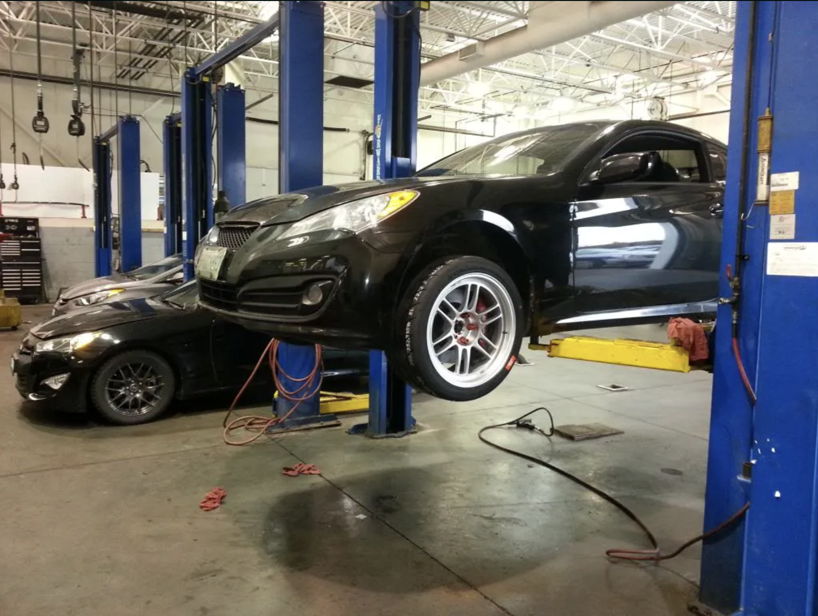 photo 3 Hyundai Genesis Coupe custom wheels   18x9.5, ET +15, tire size 265/35 R18. x ET 265/40 R