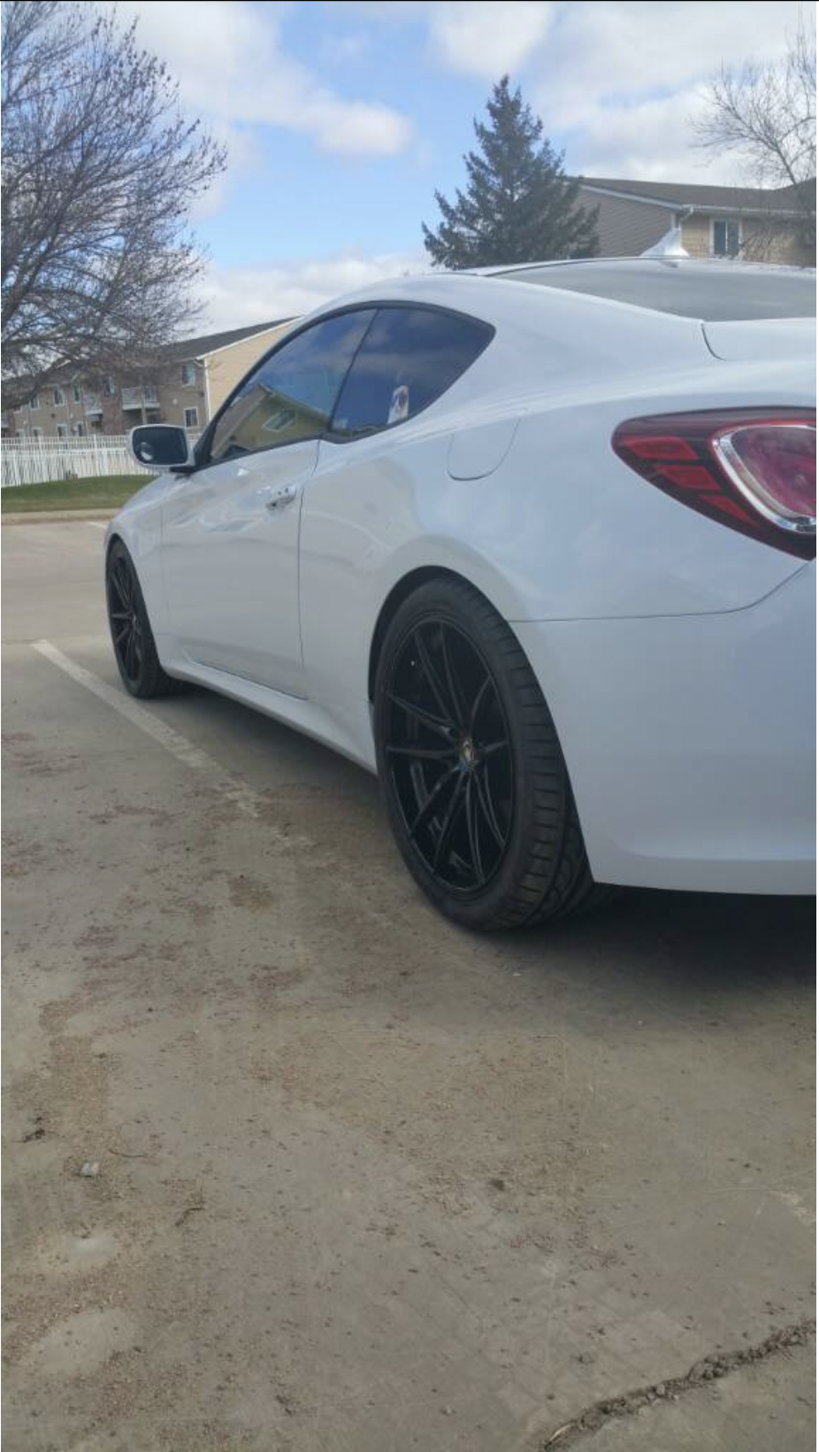 photo 1 Hyundai Genesis Coupe custom wheels   20x9.5, ET +25, tire size 285/30 R20. 20x8.5 ET+30 255/30 R20