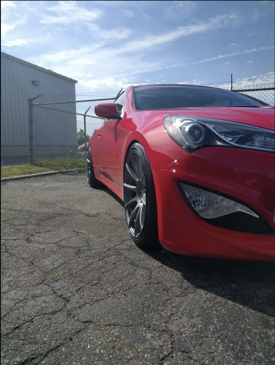 photo 2 Hyundai Genesis Coupe custom wheels   19x9.5, ET +27, tire size 245/35 R19. 19x11.0 ET+25 275/35 R19