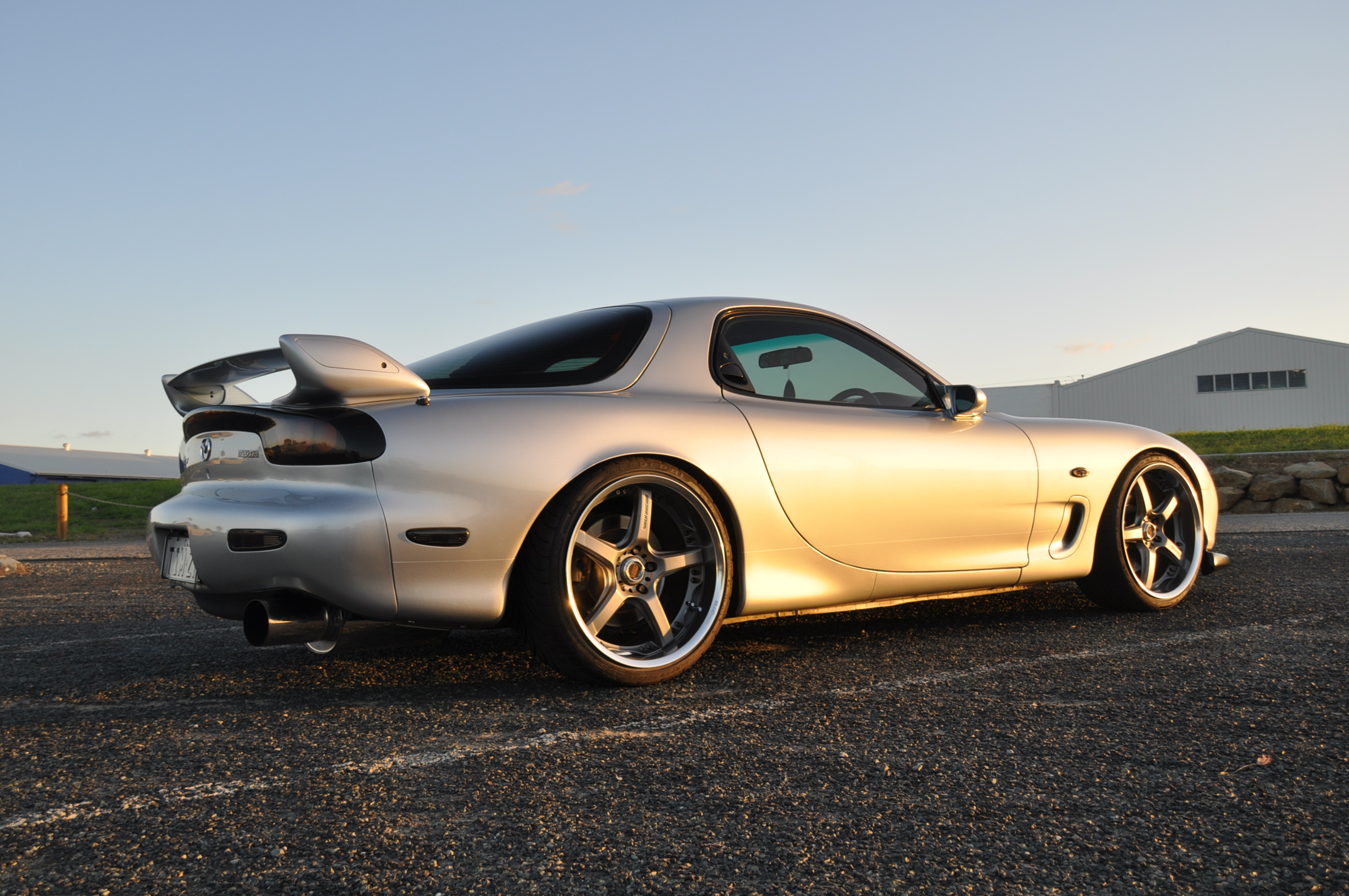 photo 6 Mazda RX-7 custom wheels Volk Racing GTS 19x9.5, ET +28, tire size 225/35 R19. 19x10.5 ET+28 265/30 R19