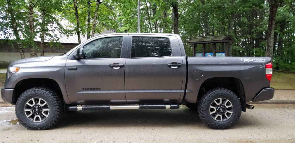 photo 1 Toyota Tundra custom wheels   18x, ET , tire size 35X11.5 R18. x ET 