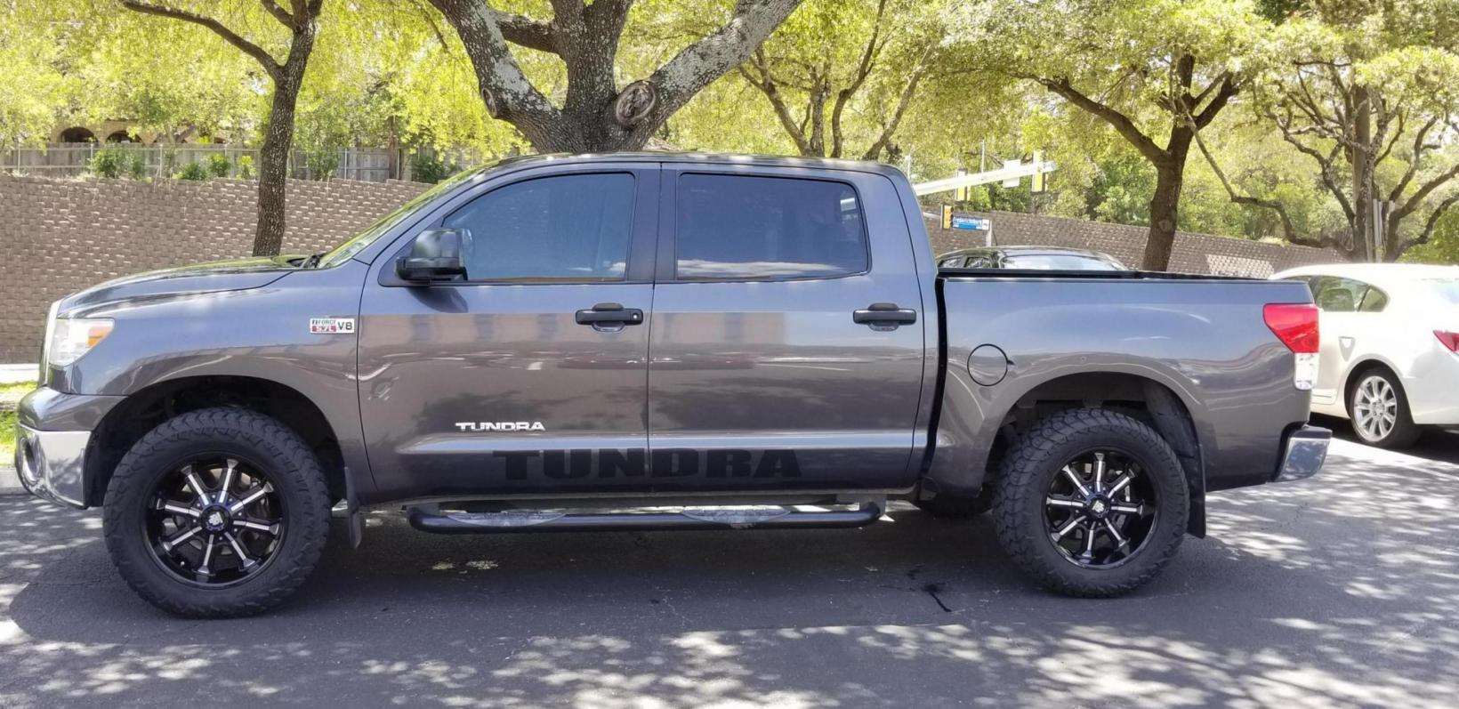 photo 2 Toyota Tundra custom wheels   20x9.0, ET , tire size 305/55 R20. x ET 