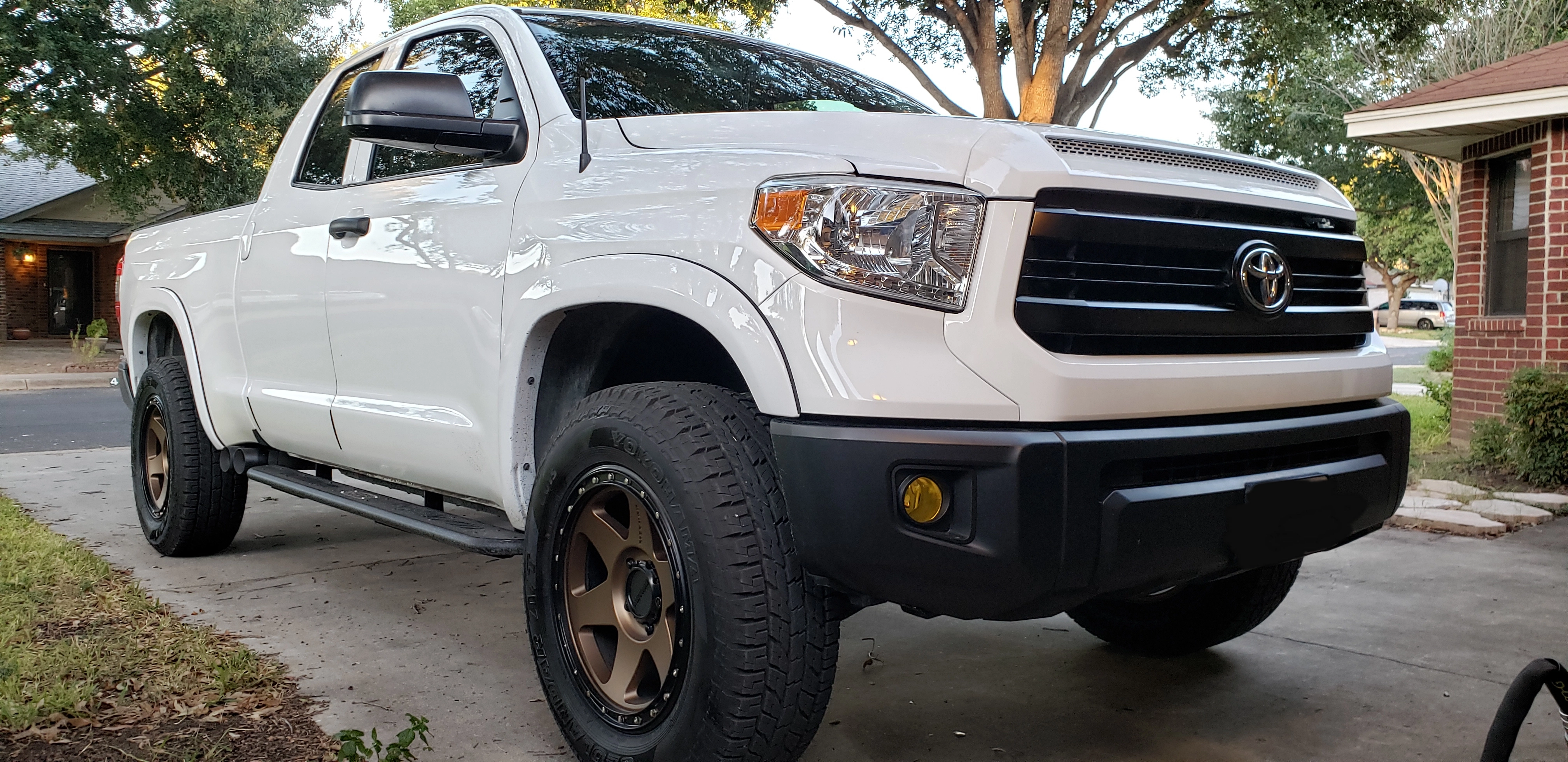 photo 1 Toyota Tundra custom wheels Racing Con 6 20x9.0, ET , tire size 285/65 R20. x ET