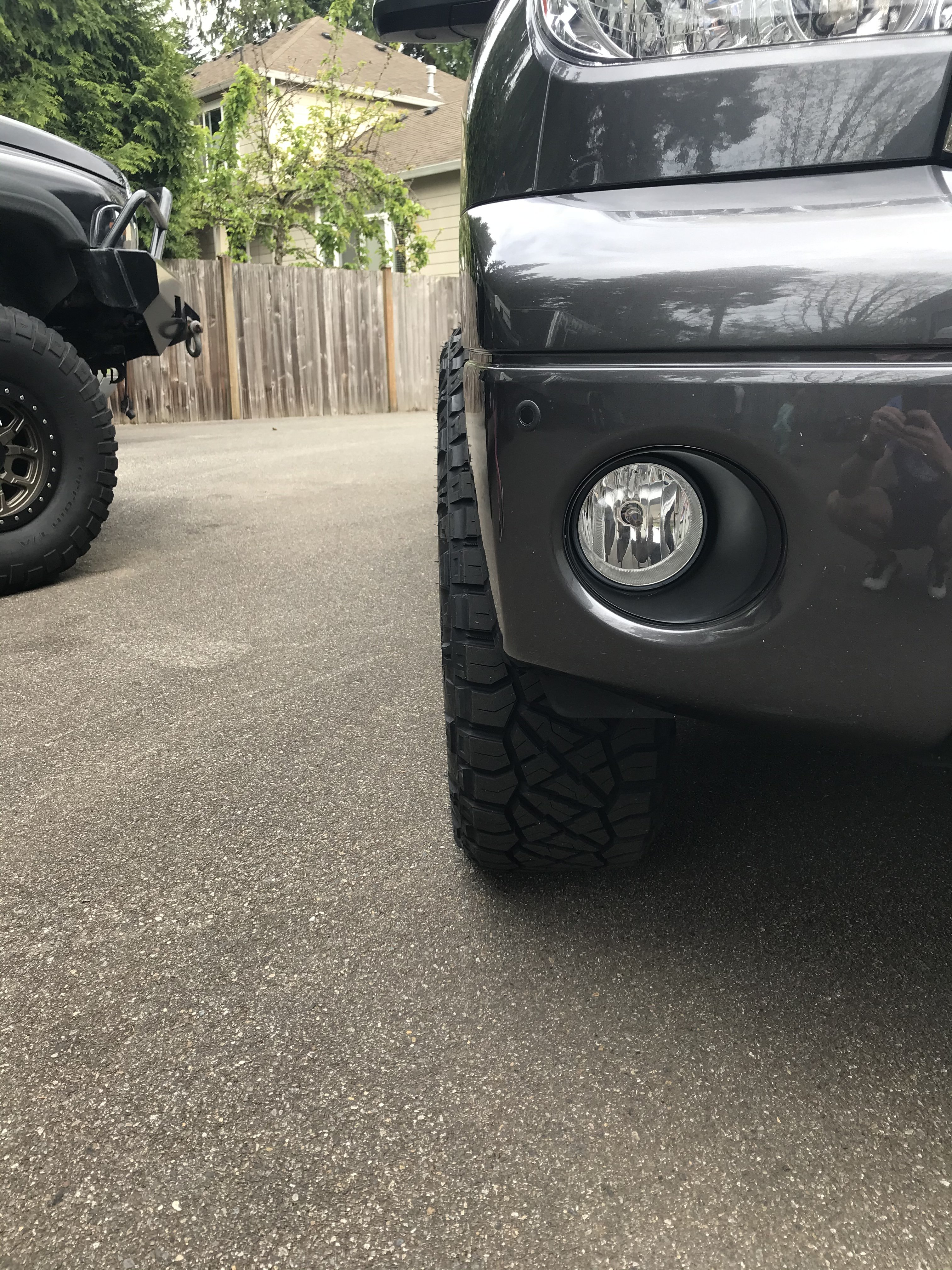 photo 2 Toyota Tundra custom wheels  134MG 20x9.0, ET +18, tire size 275/60 R20. x ET 