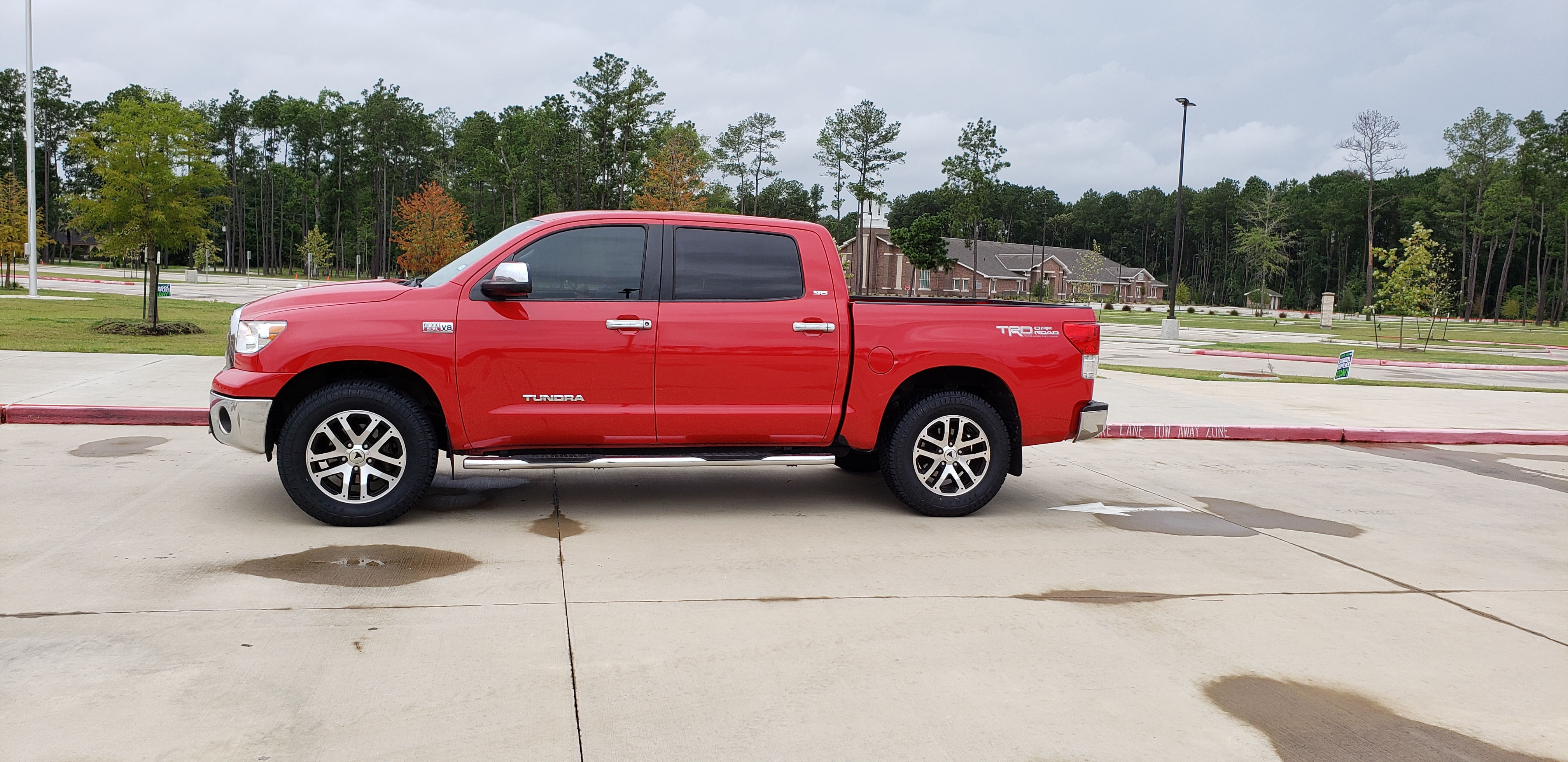 photo 1 Toyota Tundra custom wheels   20x, ET , tire size 285/65 R20. x ET 