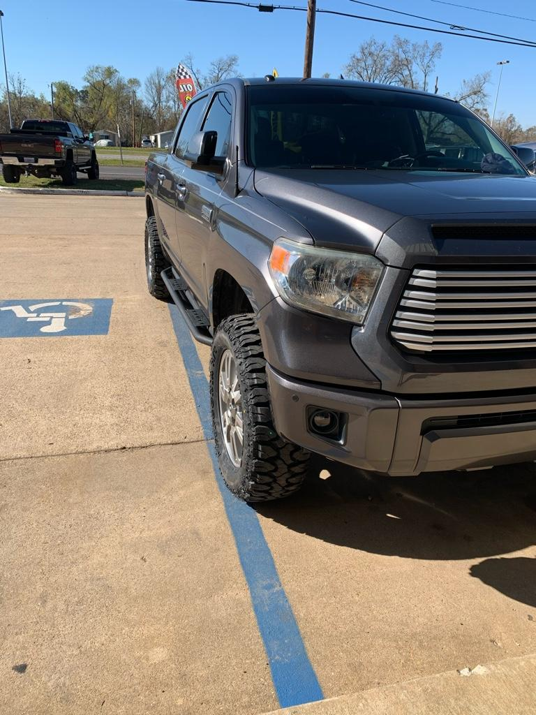 photo 1 Toyota Tundra custom wheels   20x, ET , tire size 275/60 R20. x ET 