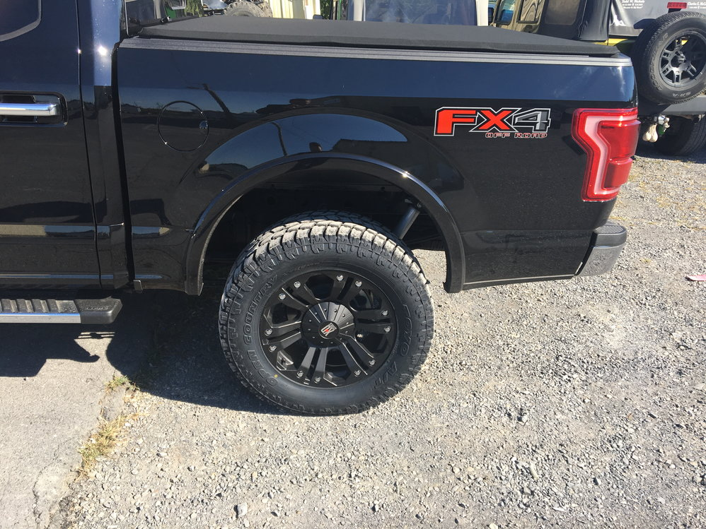photo 3 Ford F-150 custom wheels   20x9.0, ET , tire size 35X12.5 R20. x ET 