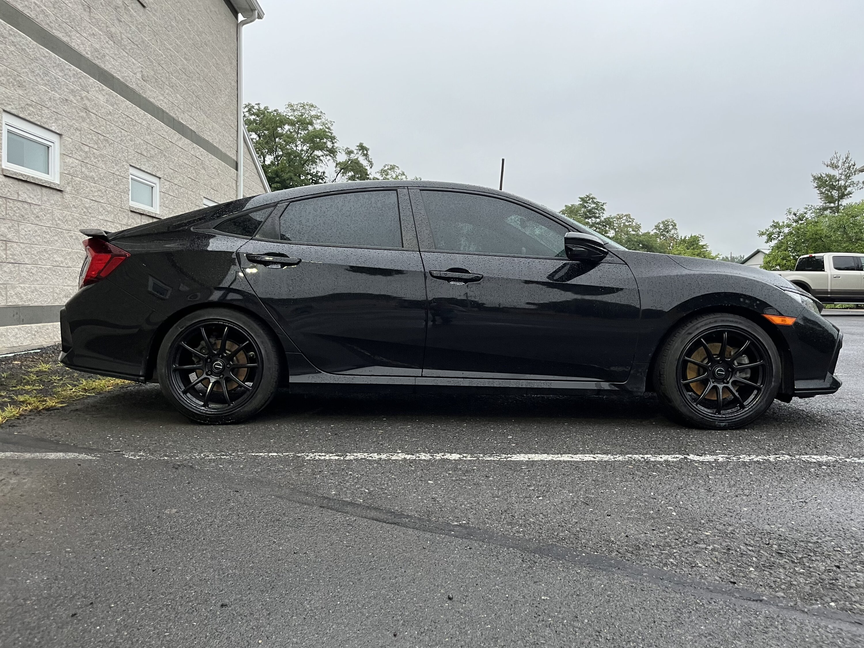 photo 2 Honda Civic custom wheels 18x8.5, ET +35, tire size 235/40 R18. x ET