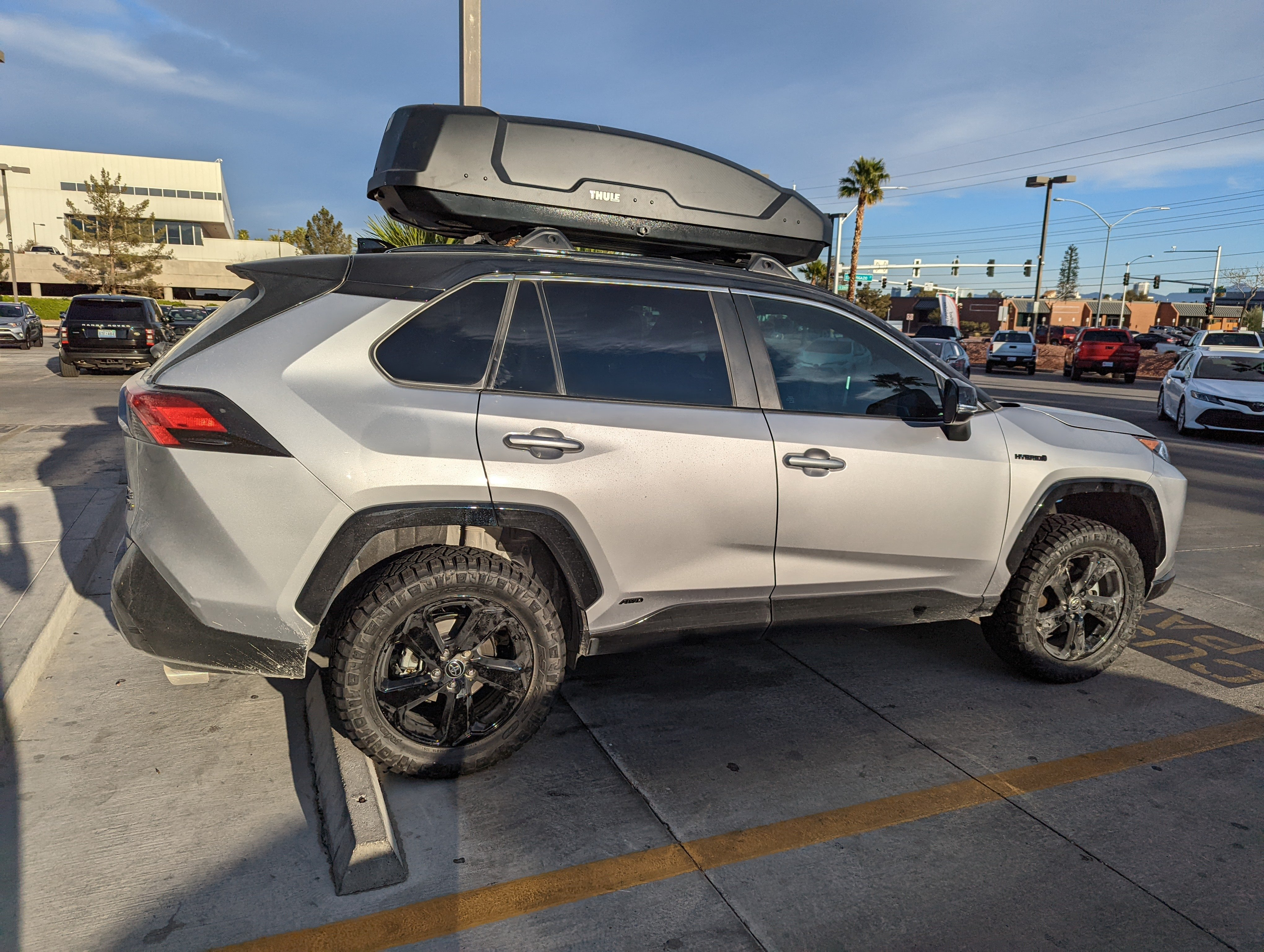 photo 2 Toyota RAV4 Hybrid custom wheels   18x, ET , tire size 255/55 R18. x ET 