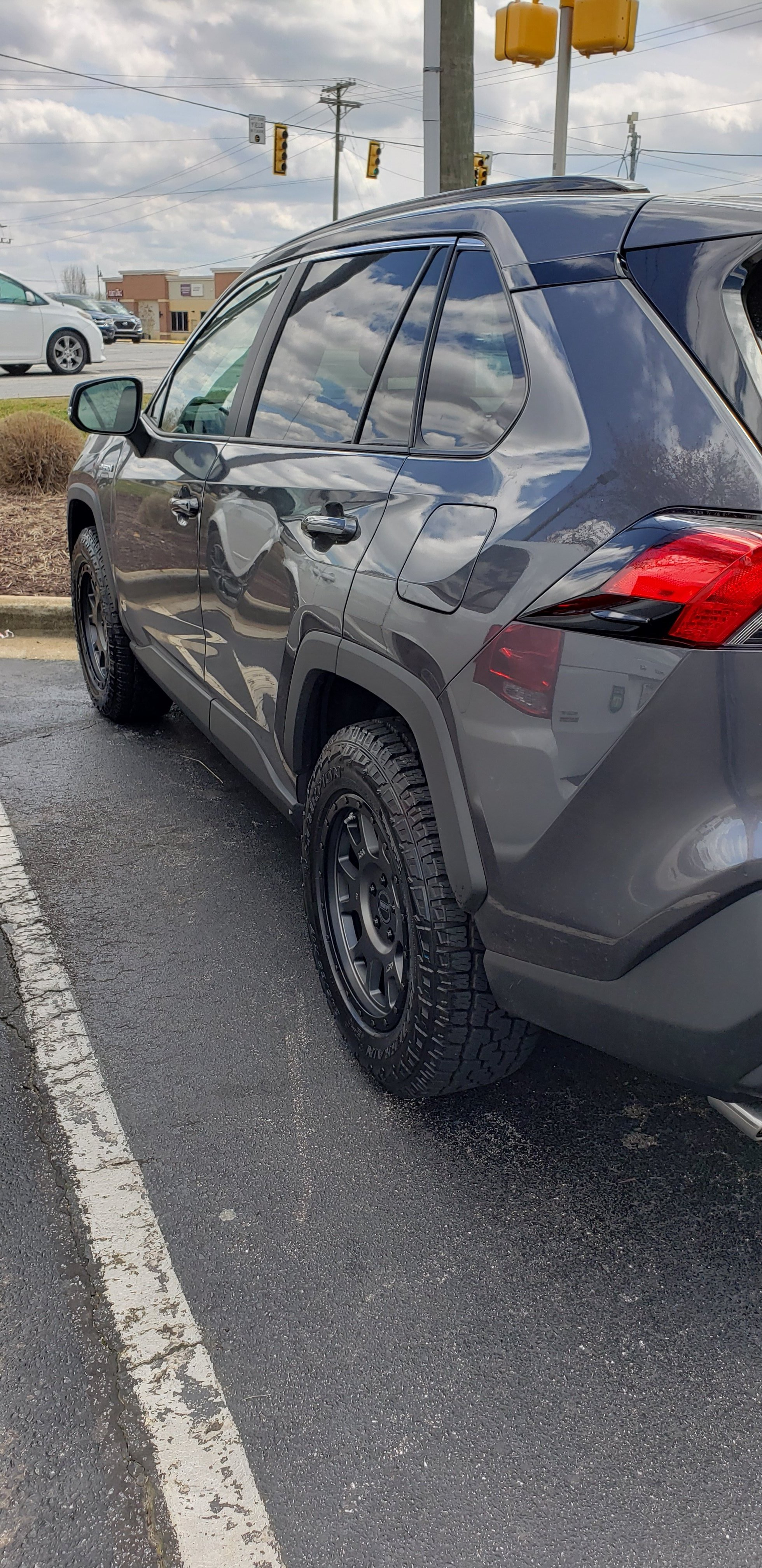 photo 2 Toyota RAV4 Hybrid custom wheels   17x8.0, ET +28, tire size 245/65 R17. x ET 