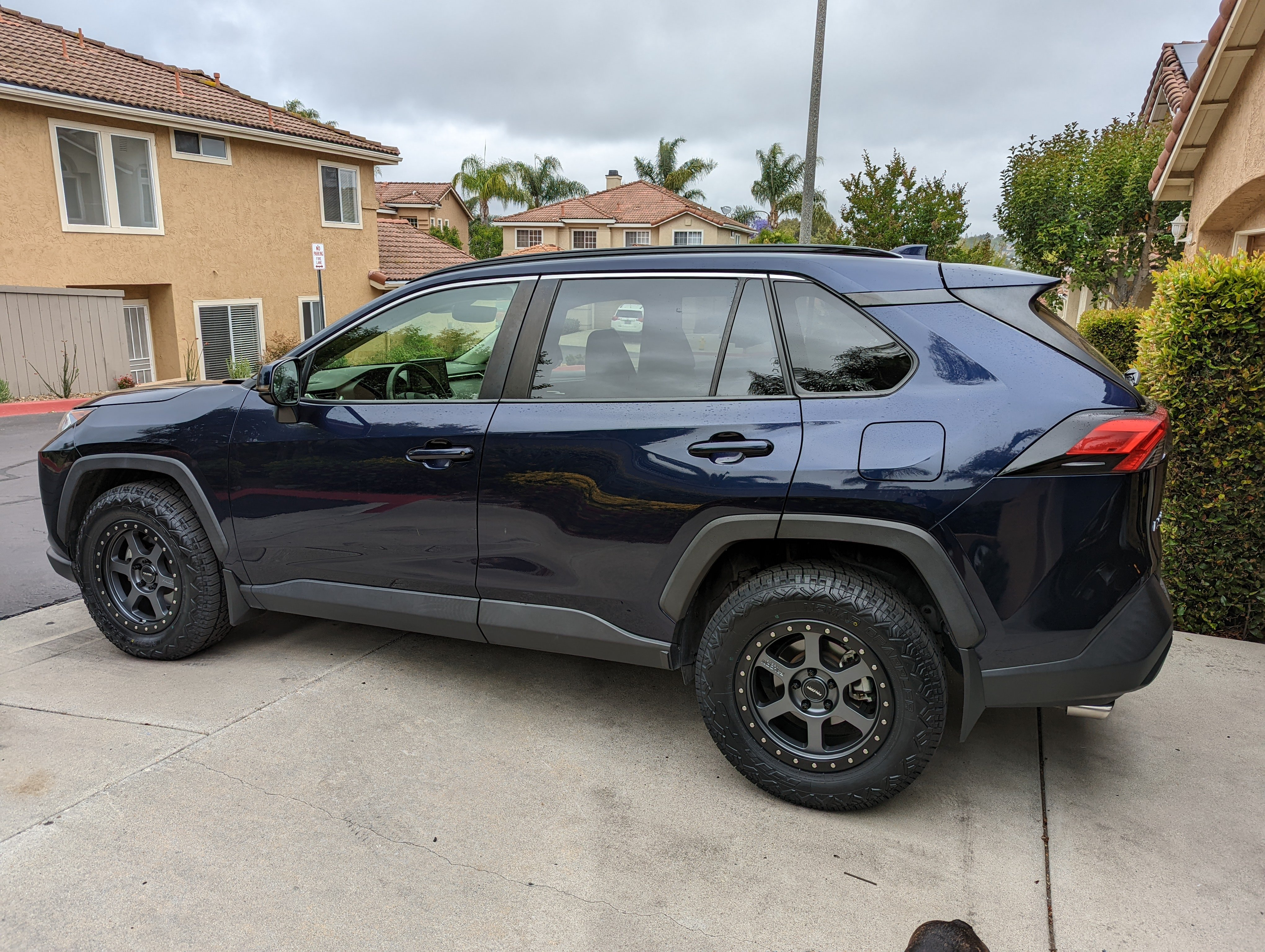 photo 1 Toyota RAV4 custom wheels   17x8.0, ET +30, tire size 245/65 R17. x ET 