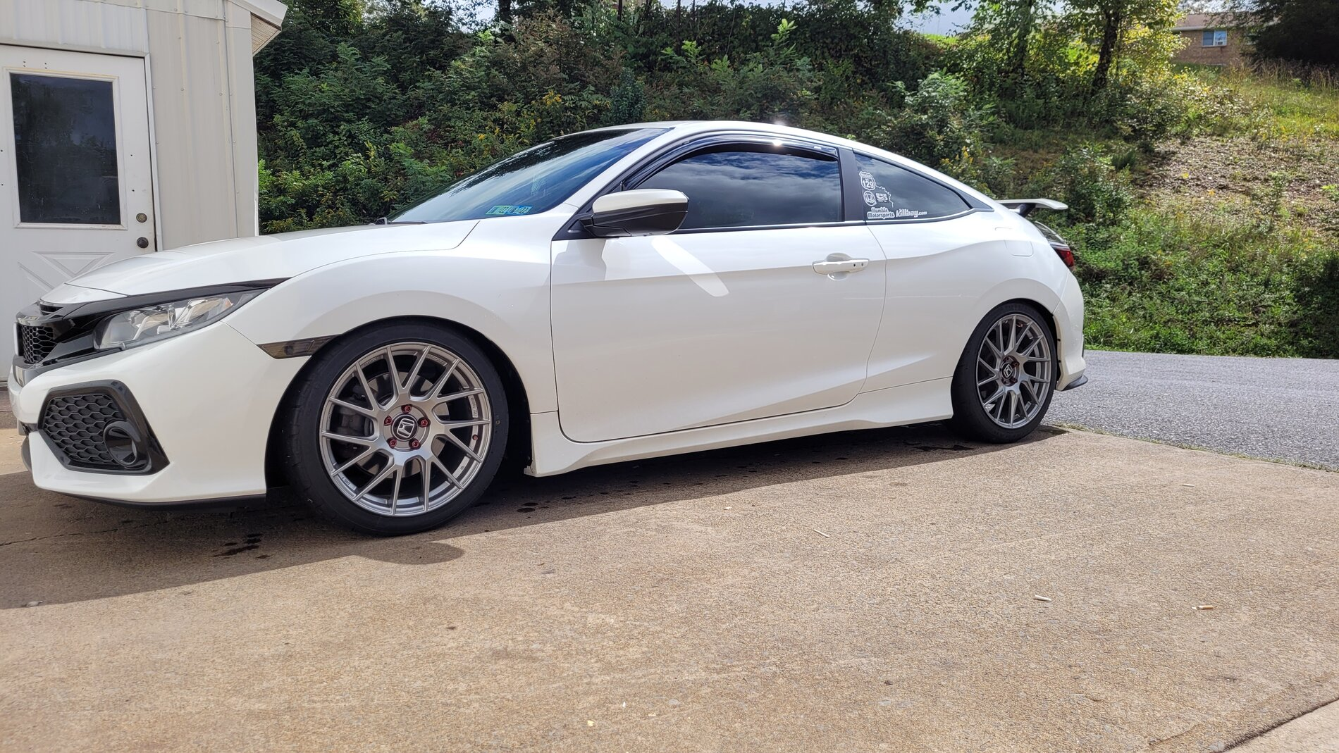 photo 1 Honda Civic custom wheels   18x8.0, ET +45, tire size 235/40 R18. x ET 