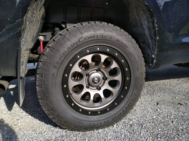 photo 2 Toyota Tundra custom wheels 18x, ET +25, tire size 265/70 R18. x ET