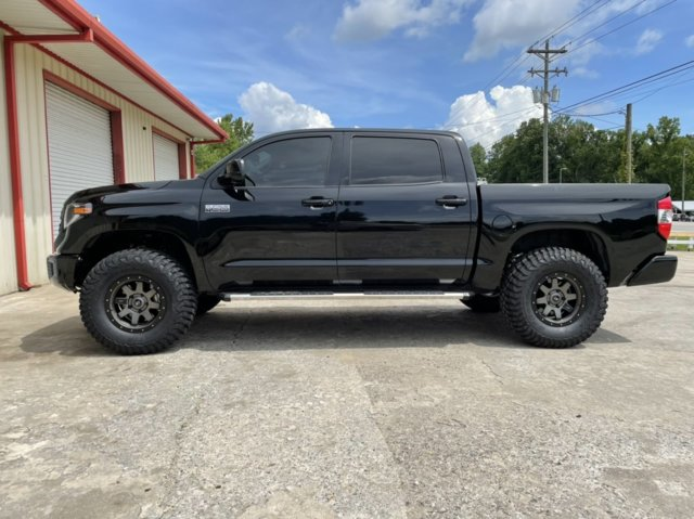 photo 1 Toyota Tundra custom wheels 18x, ET +25, tire size 37X13.5 R18. x ET