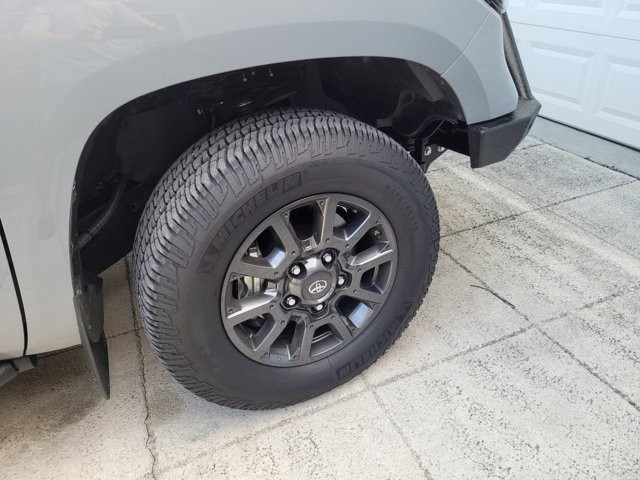 photo 2 Toyota Tundra custom wheels  TRD black 18x, ET +60, tire size 275/65 R18. x ET 