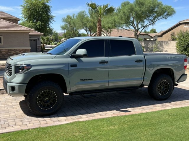 photo 1 Toyota Tundra custom wheels   x, ET +18, tire size 35X R. x ET 