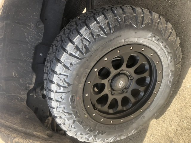 photo 4 Toyota Tundra custom wheels   18x, ET , tire size 275/70 R18. x ET 