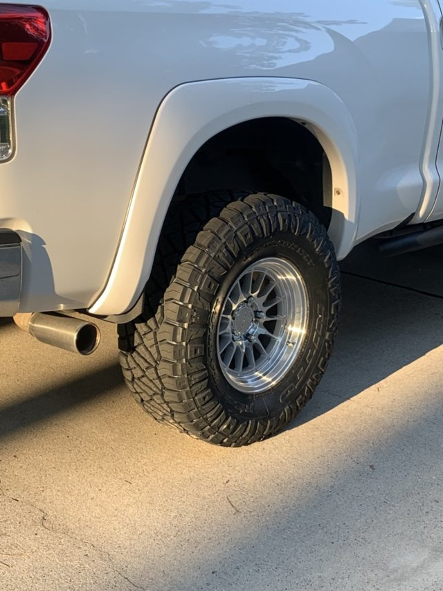 photo 3 Toyota Tundra custom wheels Dakar 17x9.0, ET 0, tire size 35X R17. x ET