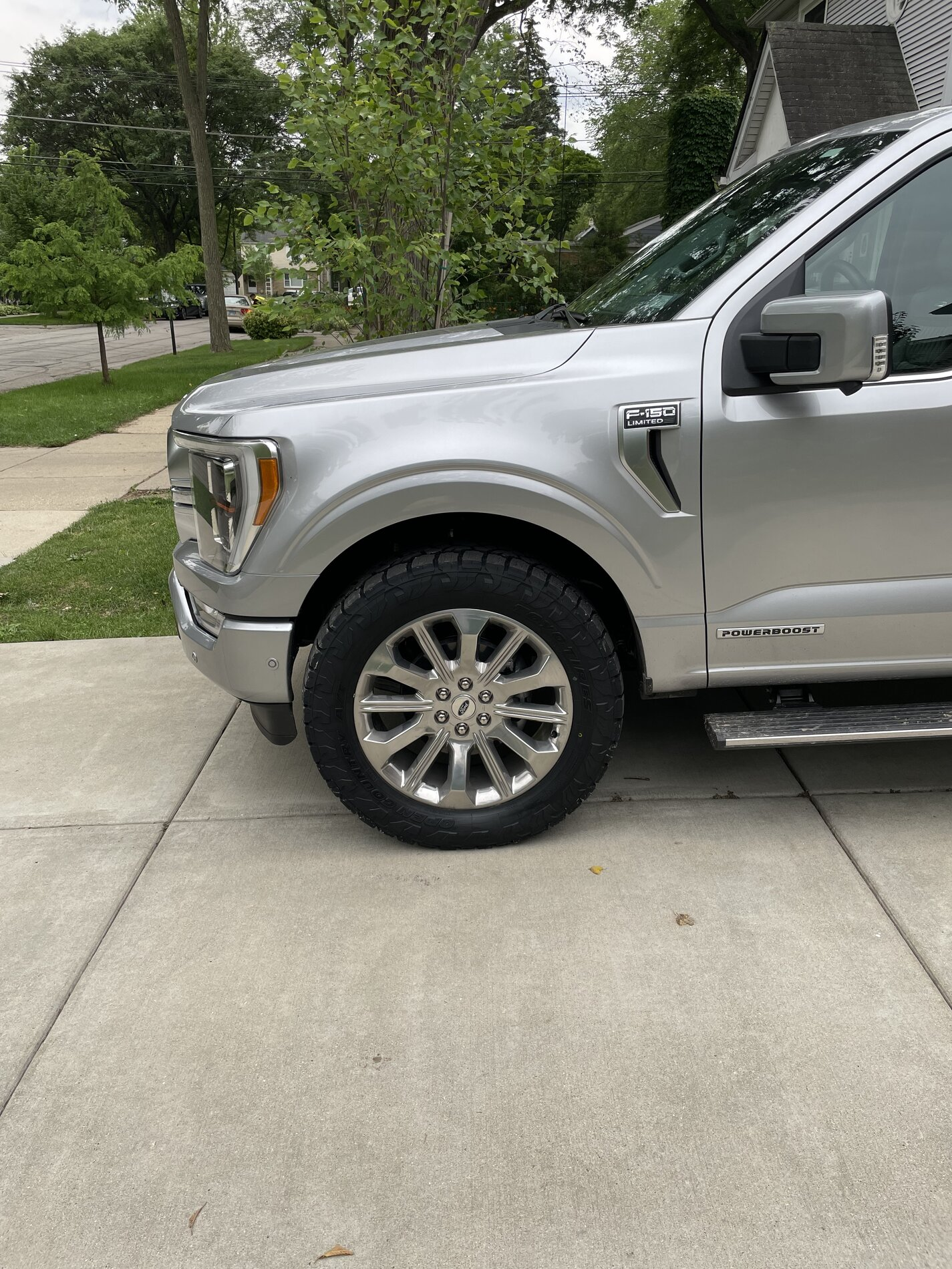 photo 1 Ford F-150 custom wheels   22x, ET , tire size 295/55 R22. x ET 
