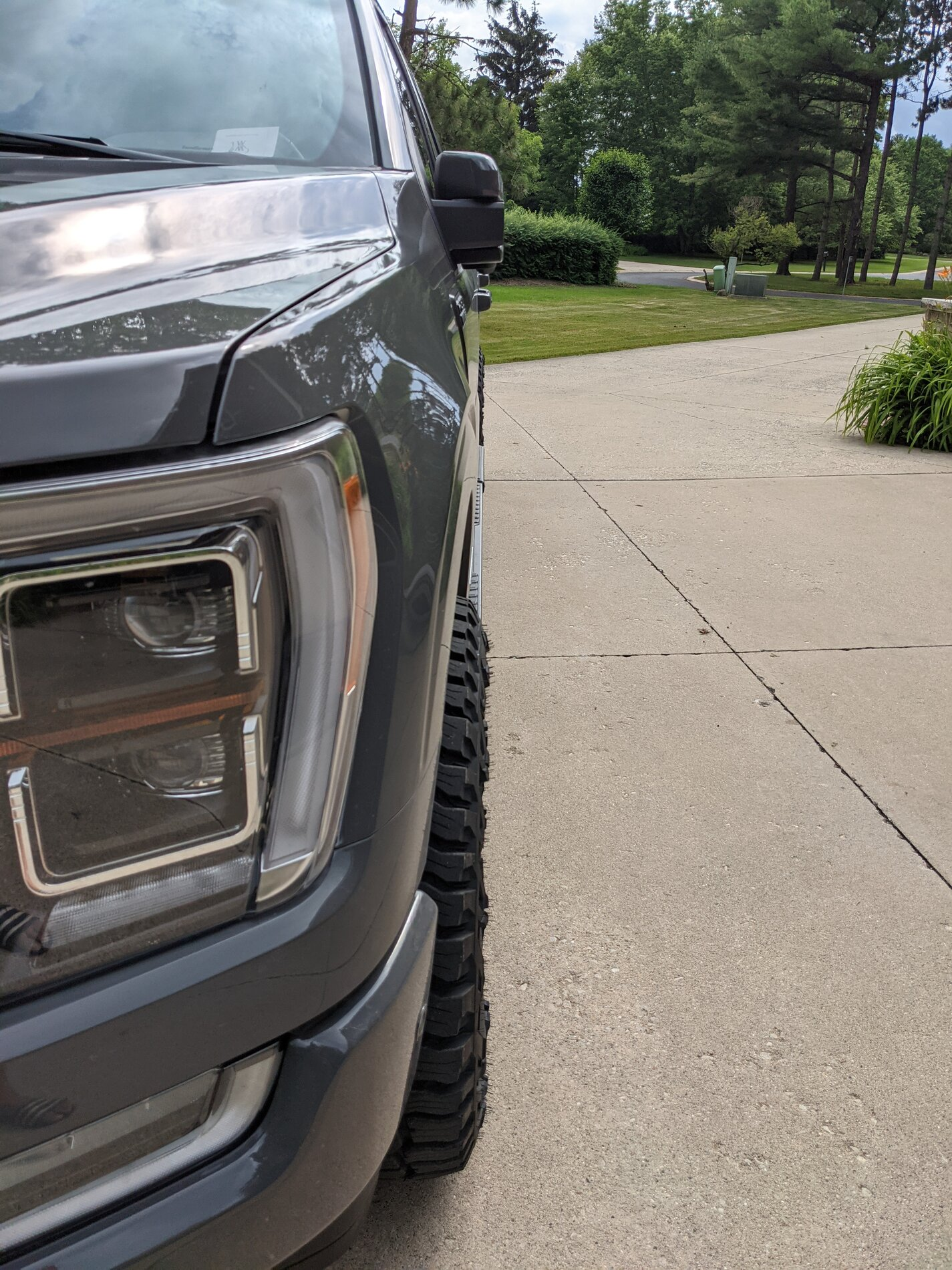 photo 1 Ford F-150 custom wheels   17x8.5, ET +25, tire size 33X12.5 R17. x ET 