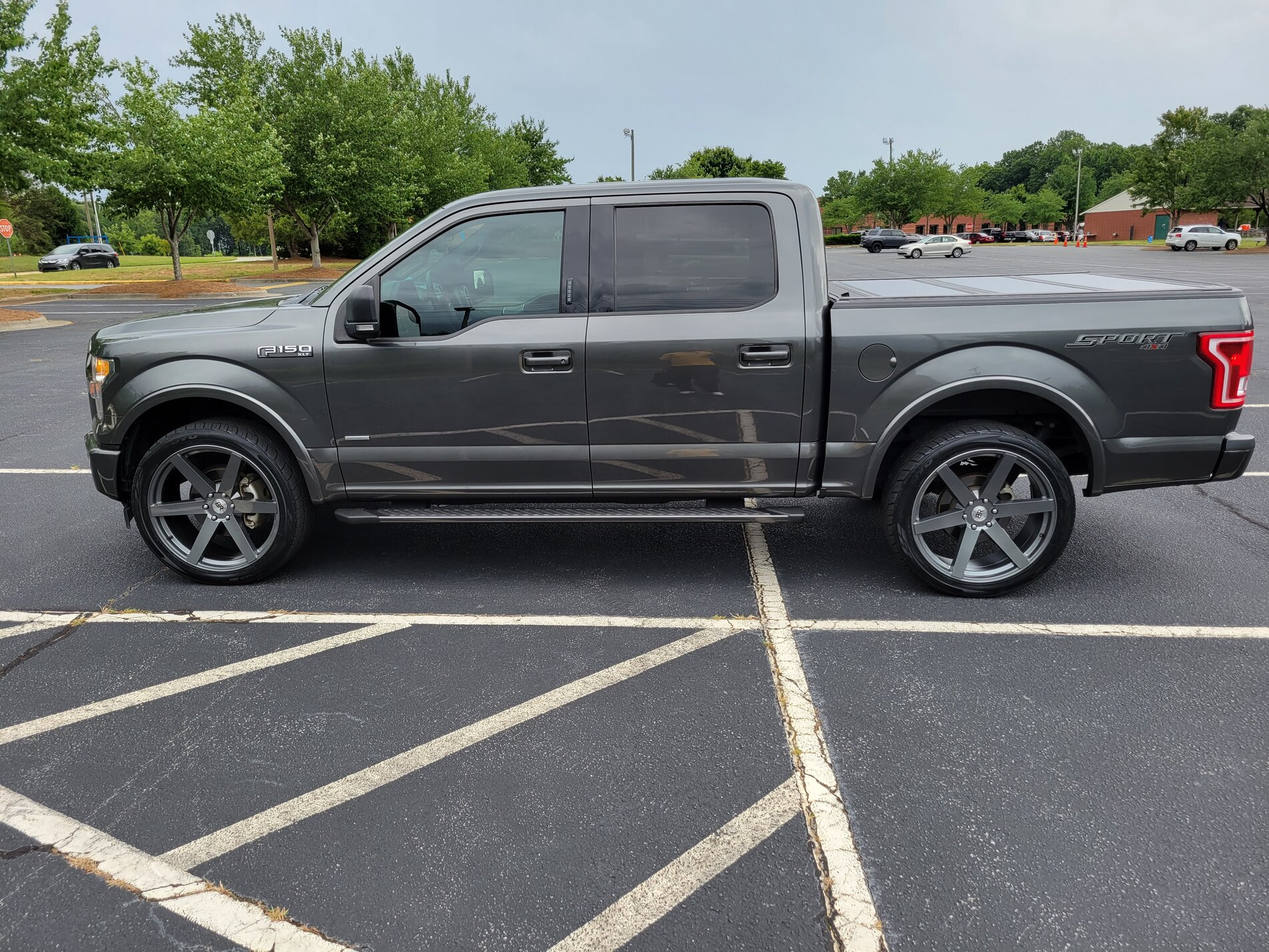 photo 1 Ford F-150 custom wheels   24x, ET , tire size X R24. x ET 