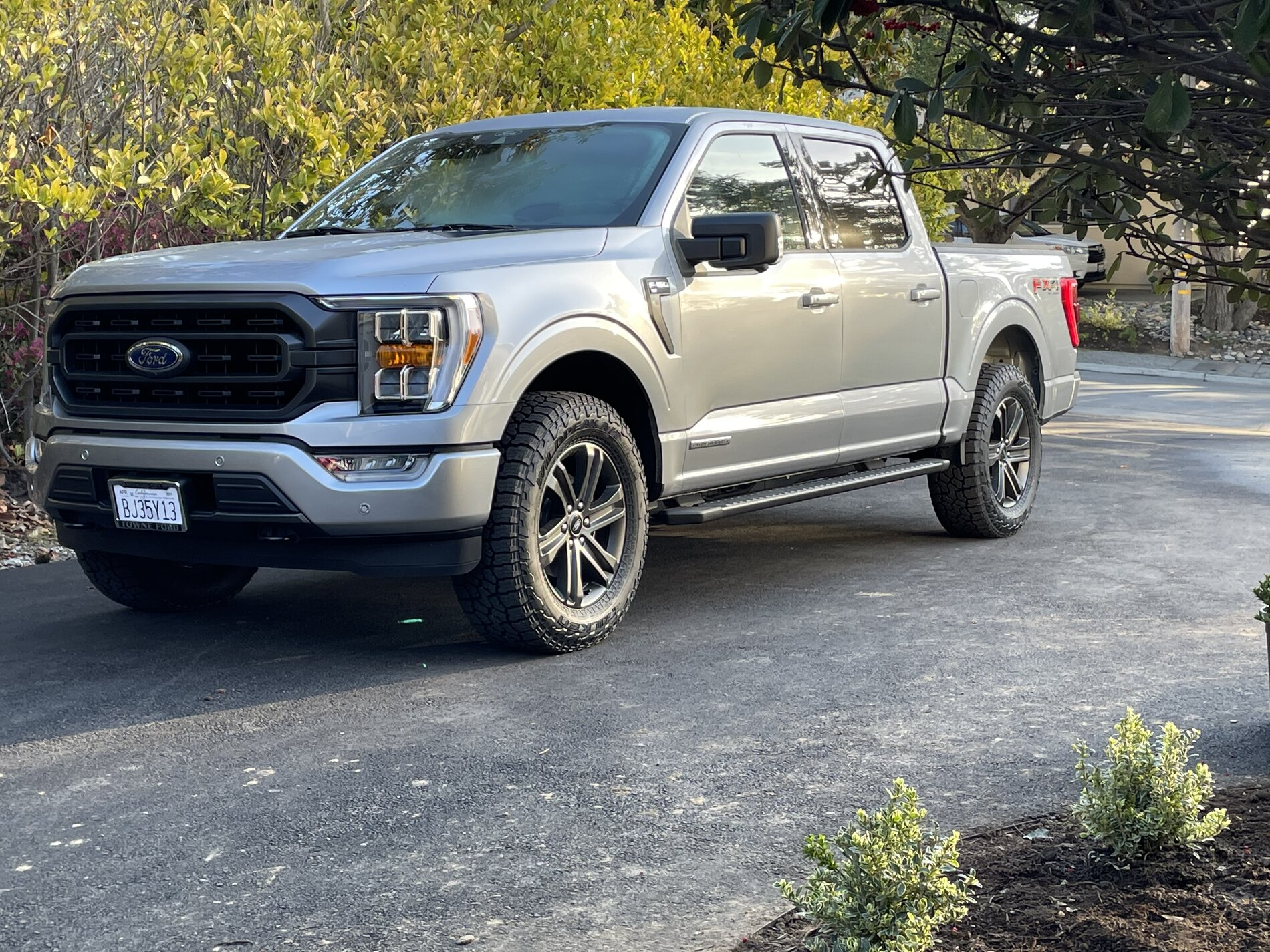 photo 3 Ford F-150 custom wheels   x, ET , tire size 285/65 R. x ET 