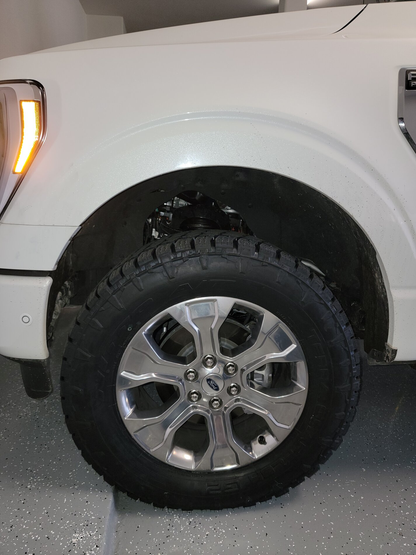 photo 2 Ford F-150 custom wheels   20x, ET , tire size 295/60 R20. x ET 