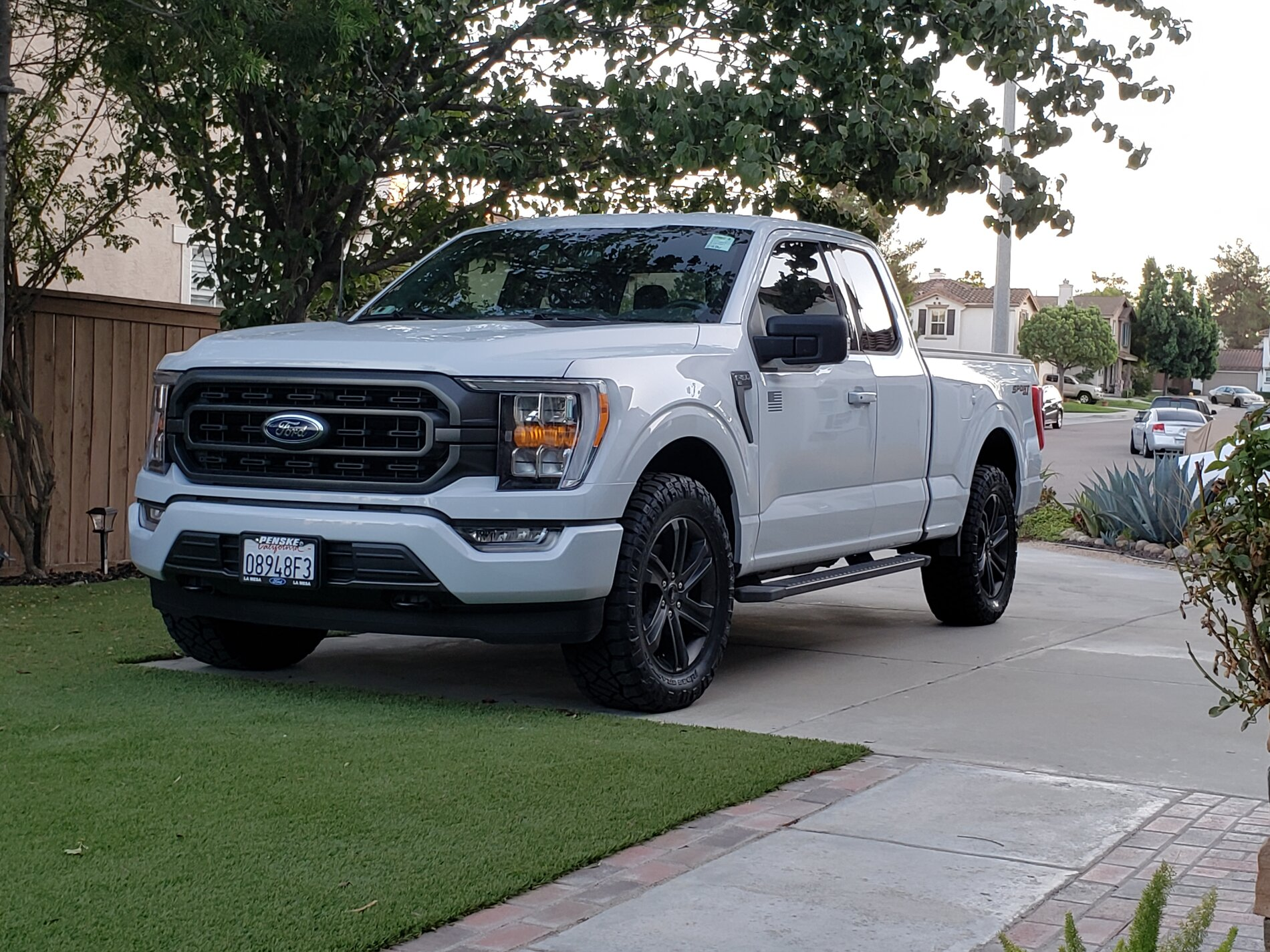 photo 1 Ford F-150 custom wheels  Powder Coat Dark Grey Takeoffs 20x, ET , tire size 285/60 R20. x ET 
