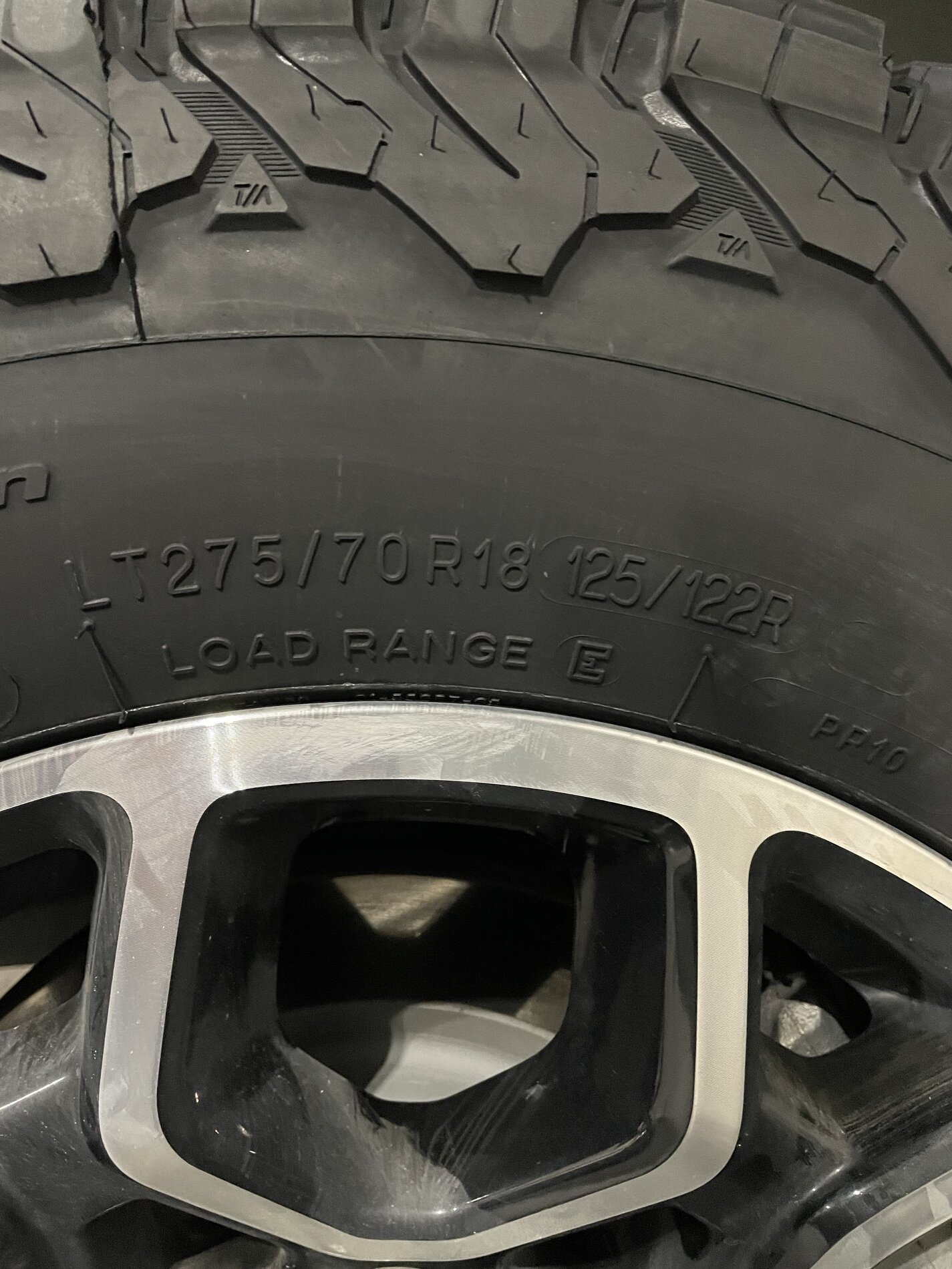 photo 4 Ford F-150 custom wheels  Factory Lariat Sport Wheels A/T Tires FX4 Expedition 2021 18x 18x, ET , tire size 275/70 R18. x ET 