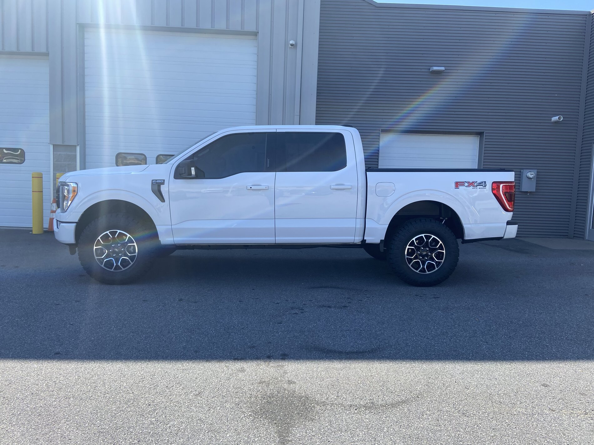 photo 2 Ford F-150 custom wheels  Factory Lariat Sport Wheels A/T Tires FX4 Expedition 2021 18x, ET , tire size 35X12.5 R18. x ET 