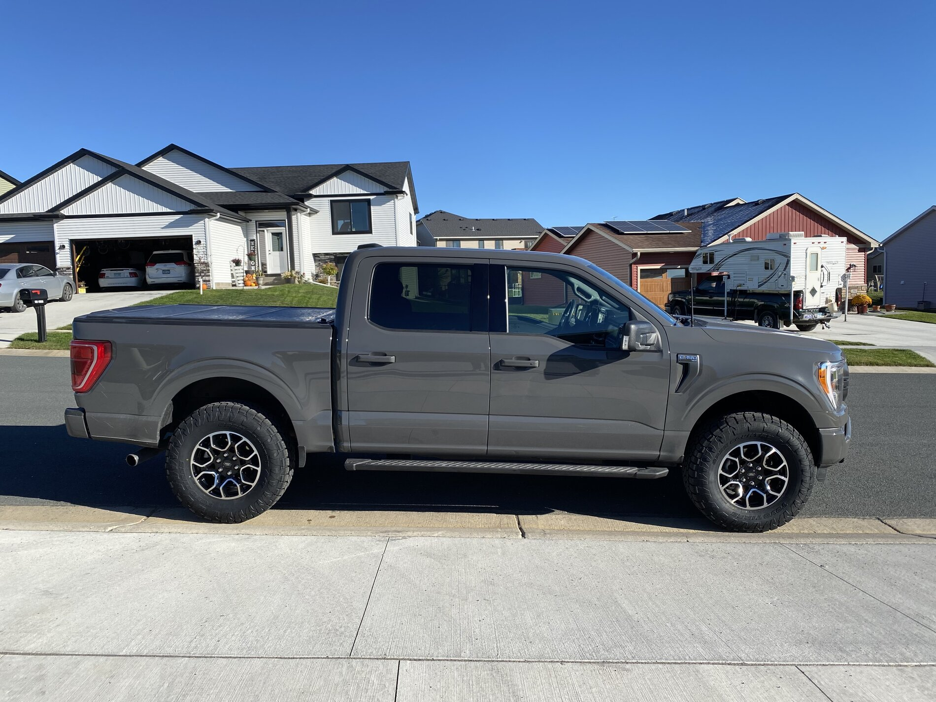 photo 2 Ford F-150 custom wheels   18x, ET , tire size 35X12.5 R18. x ET 