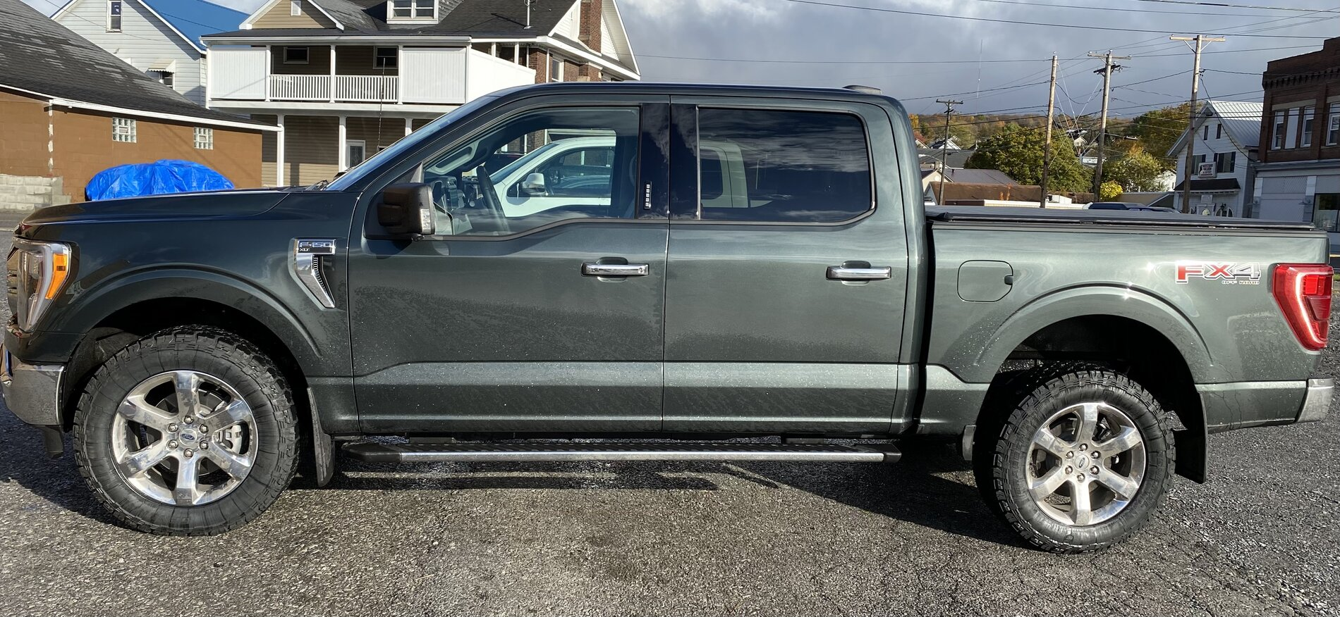 photo 2 Ford F-150 custom wheels   20x, ET , tire size 275/60 R20. x ET 