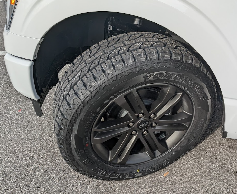 photo 3 Ford F-150 custom wheels   20x, ET , tire size 285/60 R20. x ET 
