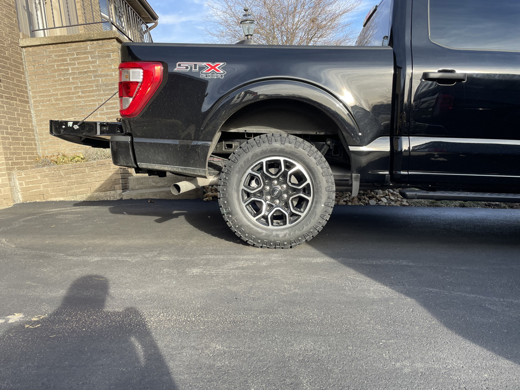 photo 3 Ford F-150 custom wheels  Factory Lariat Sport Wheels A/T Tires FX4 Expedition 2021 18x, ET , tire size 275/65 R18. x ET 