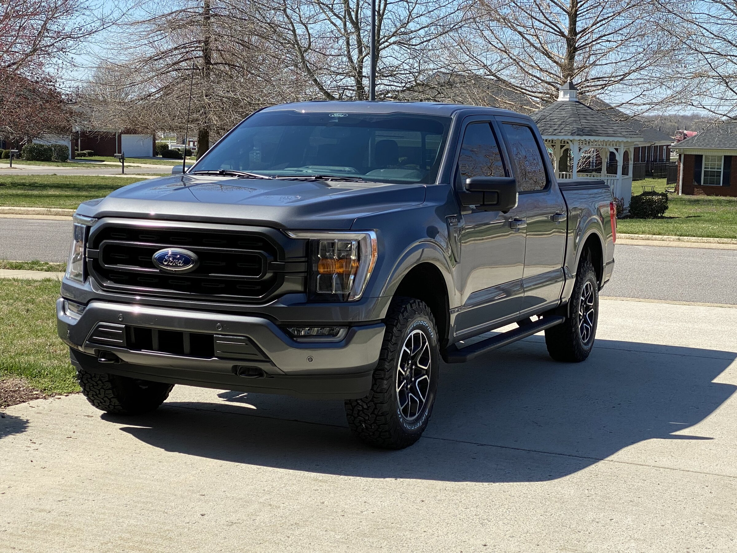 photo 3 Ford F-150 custom wheels  Factory Lariat Sport Wheels A/T Tires FX4 Expedition 2021 18x, ET , tire size 275/70 R18. x ET 