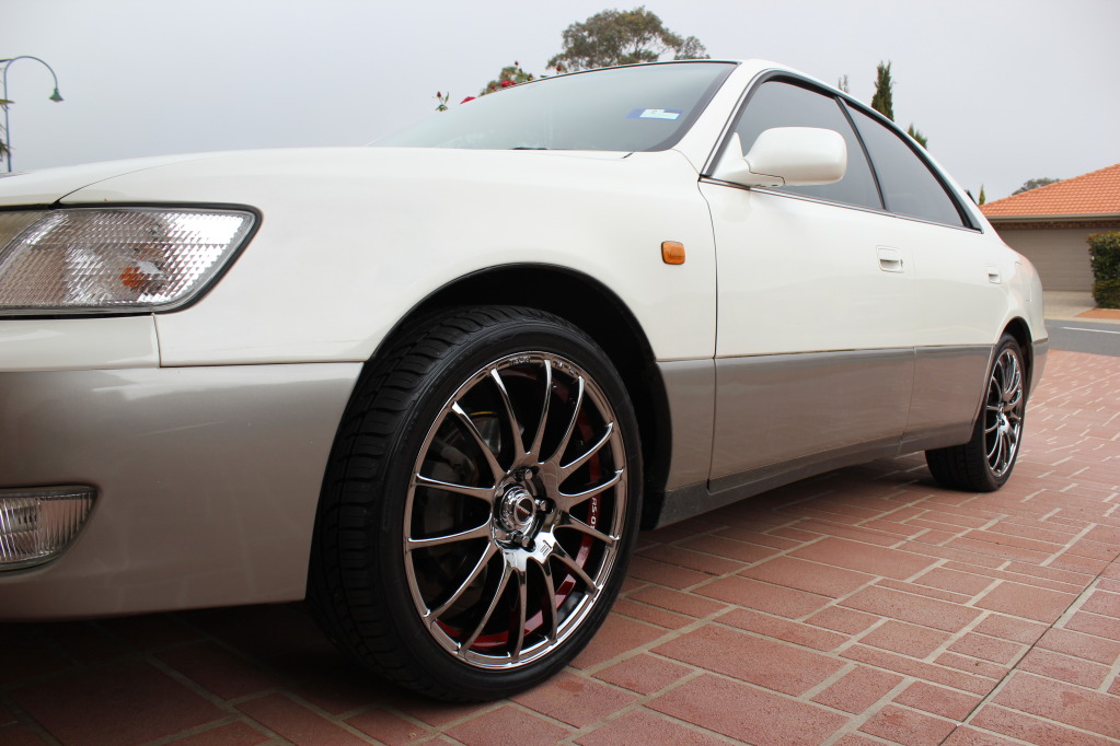 photo 1 Lexus ES 300 custom wheels O2 FIN RS 18x7.5, ET +45, tire size 225/40 R18. x ET