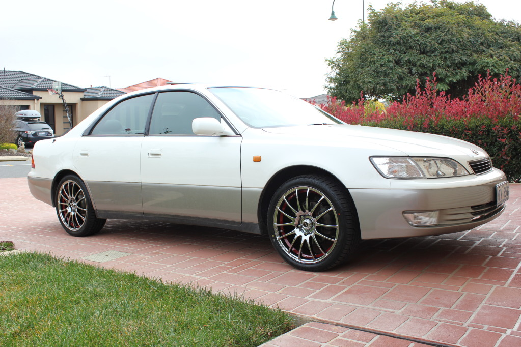 photo 2 Lexus ES 300 custom wheels O2 FIN RS 18x7.5, ET +45, tire size 225/40 R18. x ET
