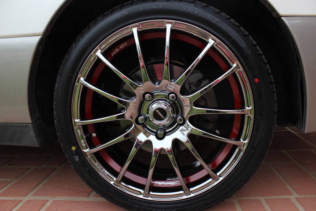 photo 4 Lexus ES 300 custom wheels O2 FIN RS 18x7.5, ET +45, tire size 225/40 R18. x ET