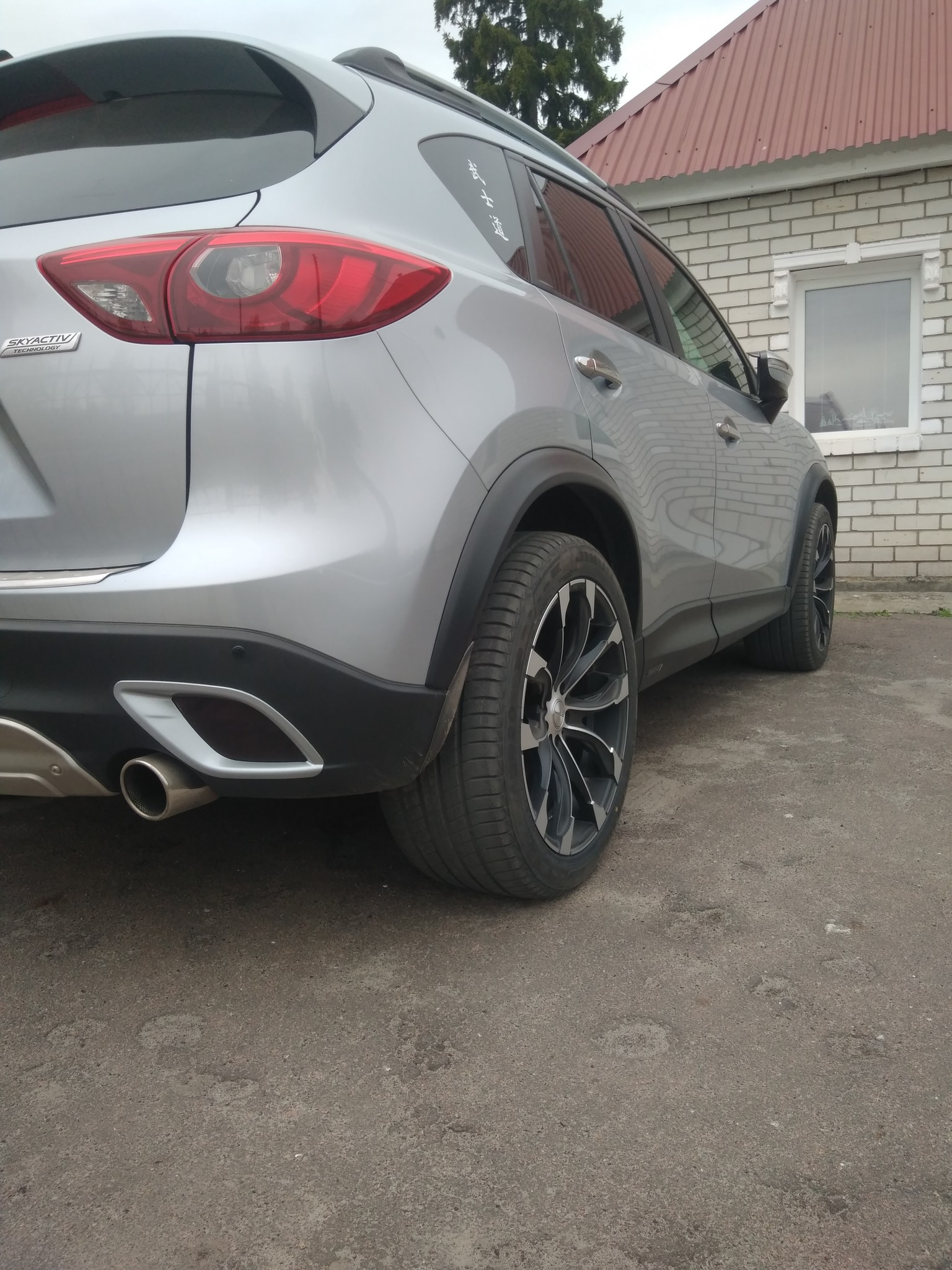 photo 2 Mazda CX-5 custom wheels  Jarret 20x10.0, ET +33, tire size 285/40 R20. x ET 