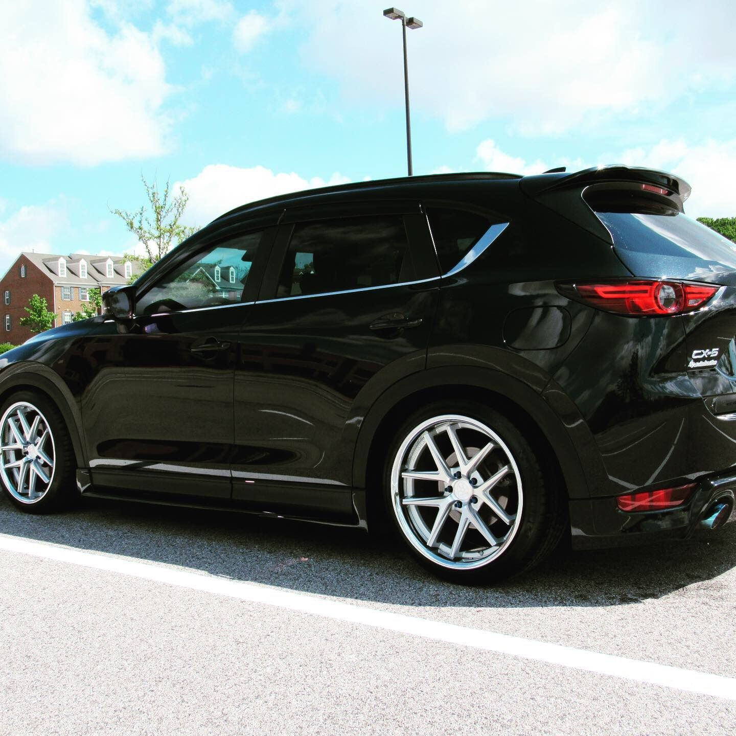photo 2 Mazda CX-5 custom wheels 20x, ET +10, tire size 245/40 R20. 20x ET+9 235/40 R20