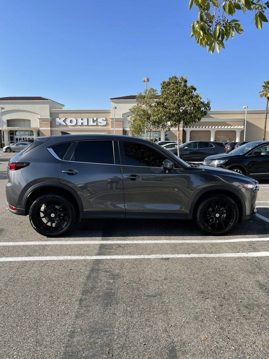 photo 3 Mazda CX-5 custom wheels 20x8.5, ET +38, tire size 255/45 R20. x ET
