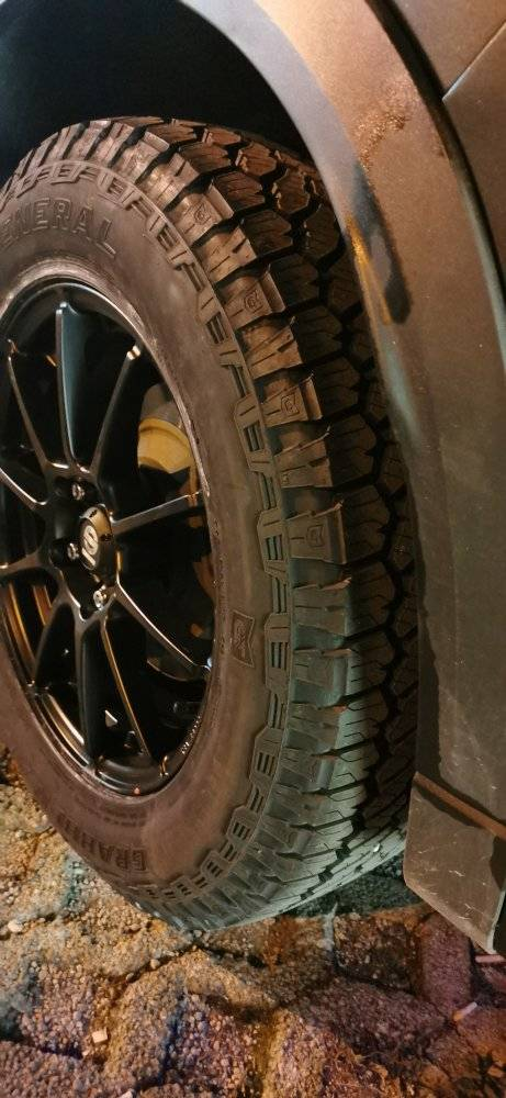 photo 3 Mazda CX-5 custom wheels   17x, ET , tire size 235/65 R17. x ET 