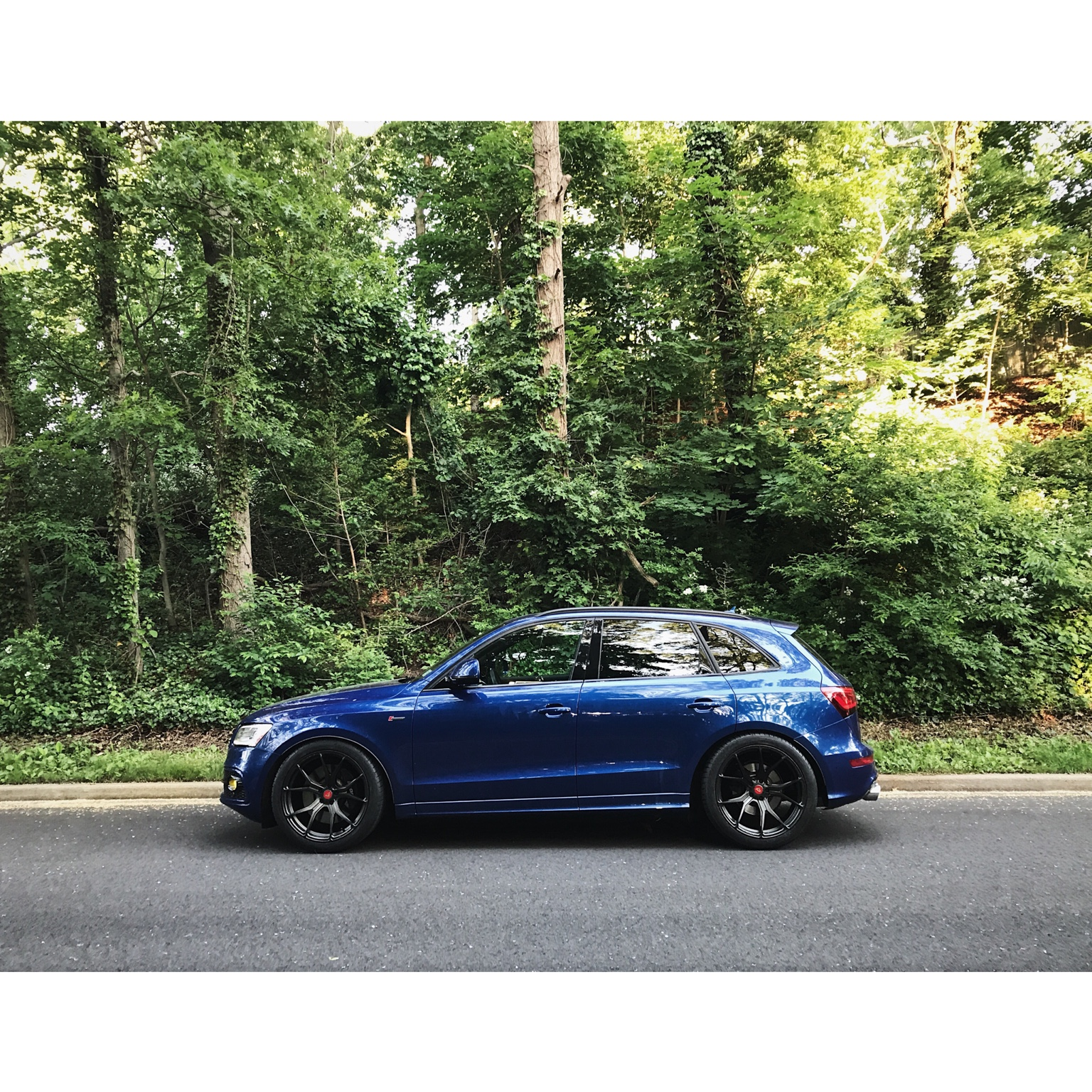 photo 2 Audi SQ5 custom wheels   21x10.5, ET +25, tire size 295/35 R21. 21x10.5 ET+15 