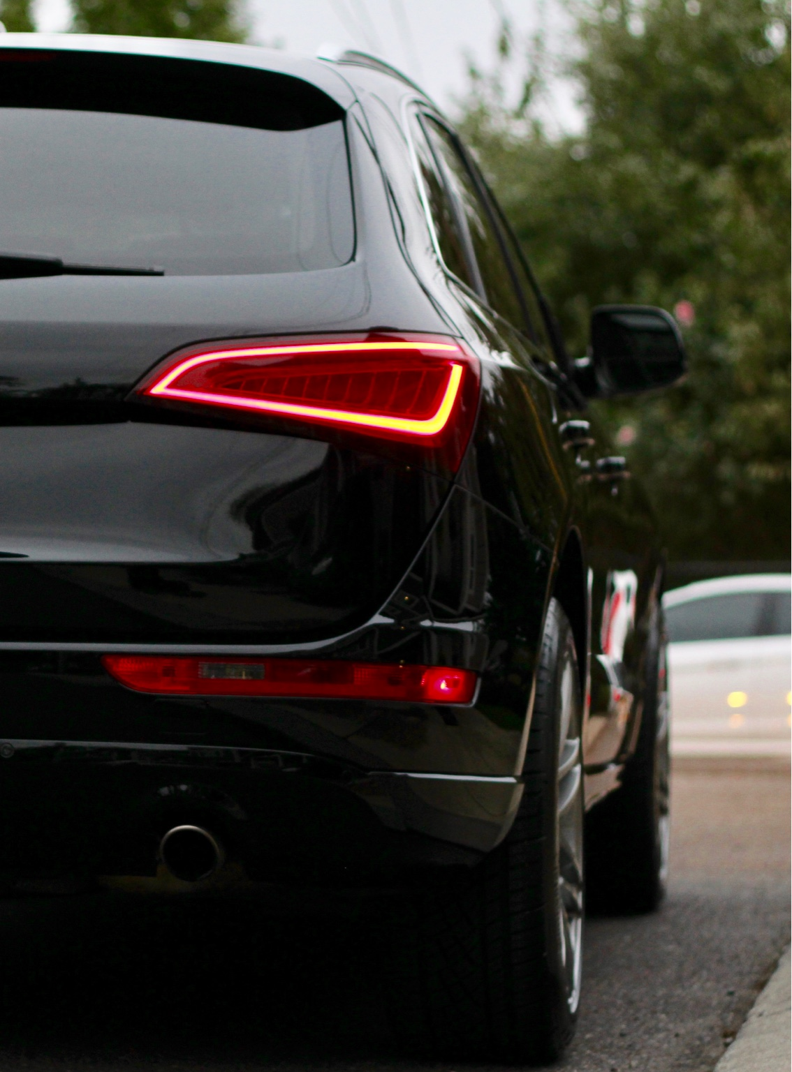 photo 2 Audi SQ5 custom wheels 20x9.5, ET +30, tire size 255/45 R20. x ET
