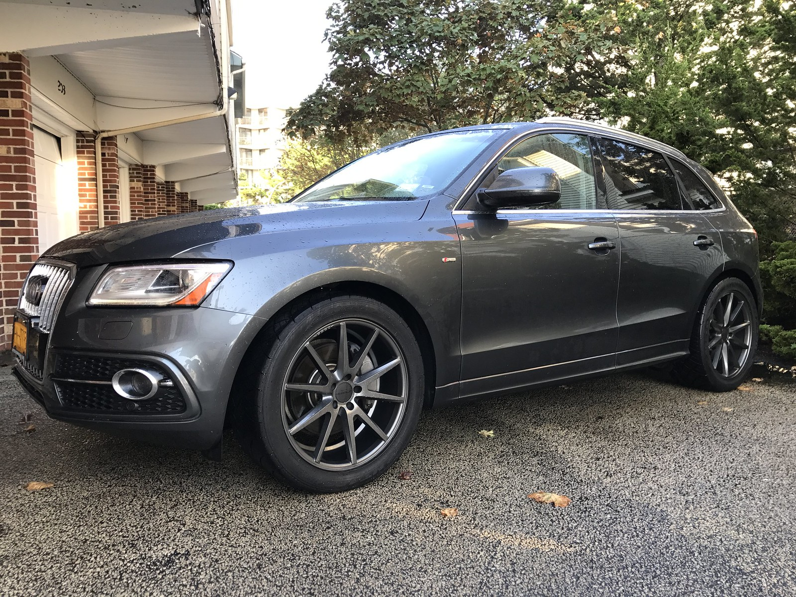 photo 1 Audi SQ5 custom wheels   20x9.0, ET +25, tire size 285/40 R20. x ET 