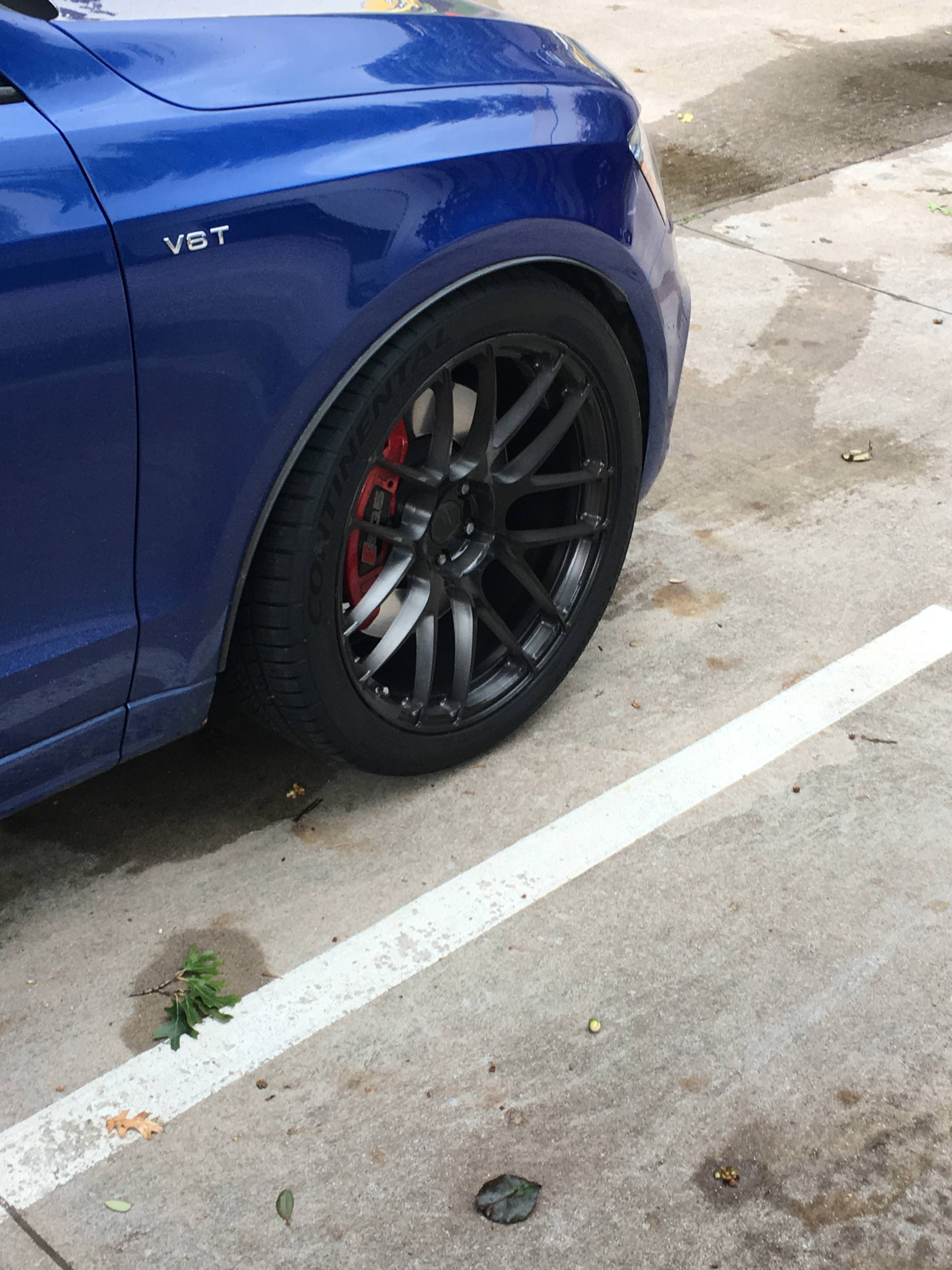photo 4 Audi SQ5 custom wheels  RS40 Dark Brushed Black 21x10.0, ET +27, tire size 295/35 R21. x ET 