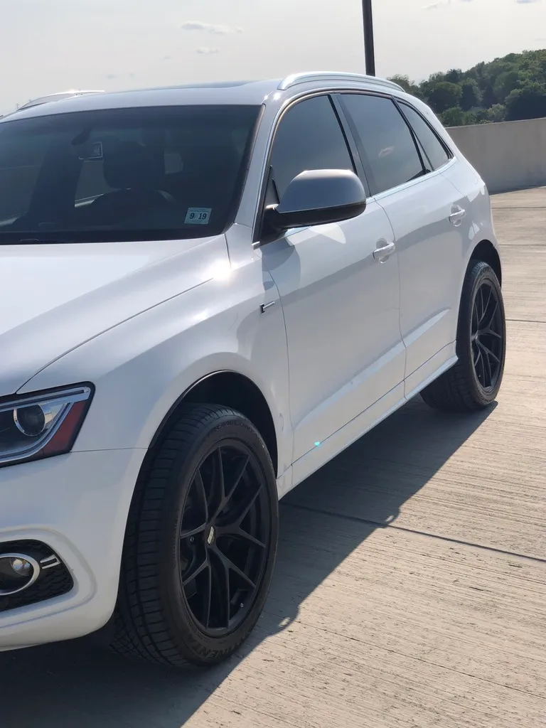photo 1 Audi SQ5 custom wheels 20x10.0, ET +25, tire size 295/40 R20. x ET
